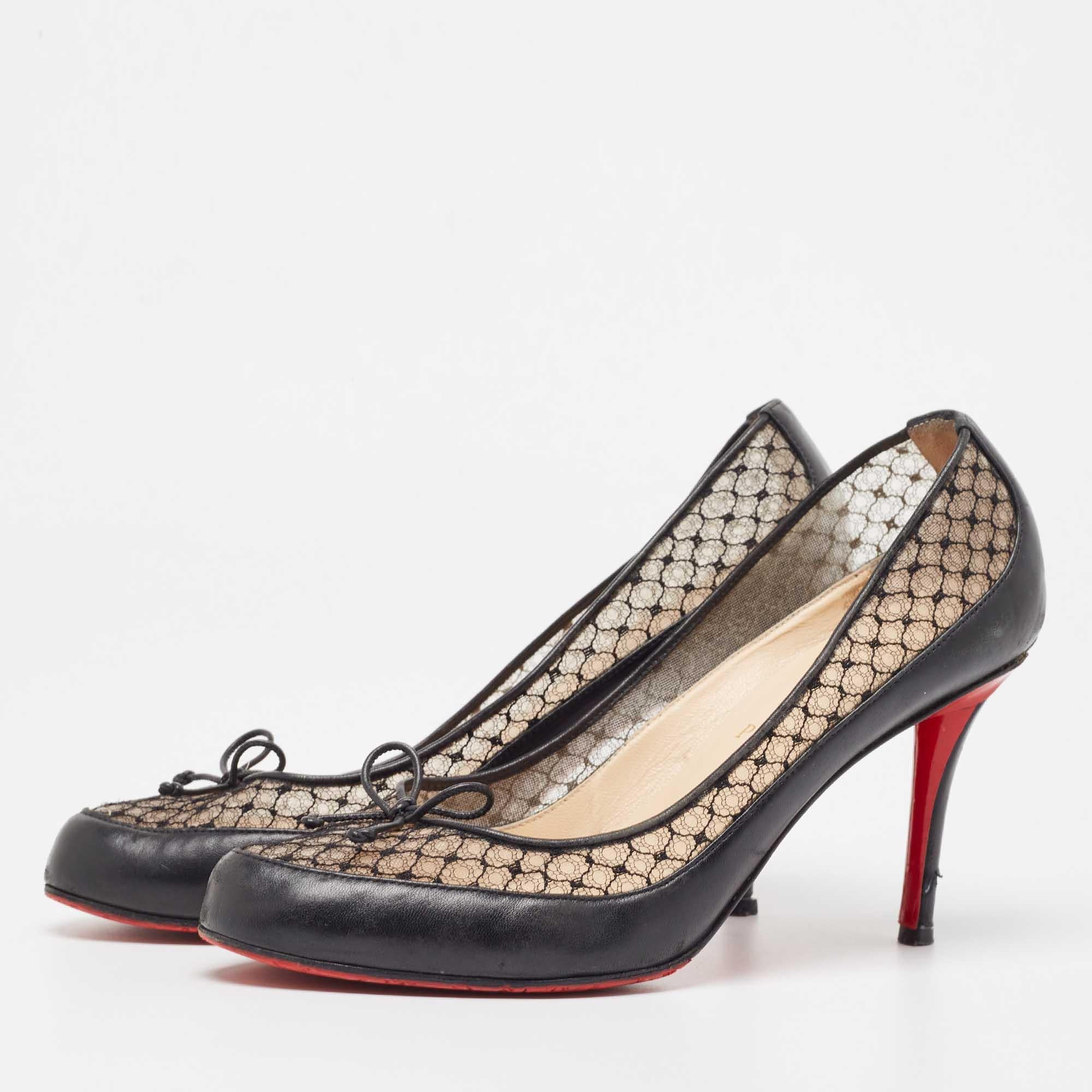 Exhibit an elegant style with this pair of pumps. These elegant shoes are crafted from quality materials. They are set on durable soles and sleek heels.