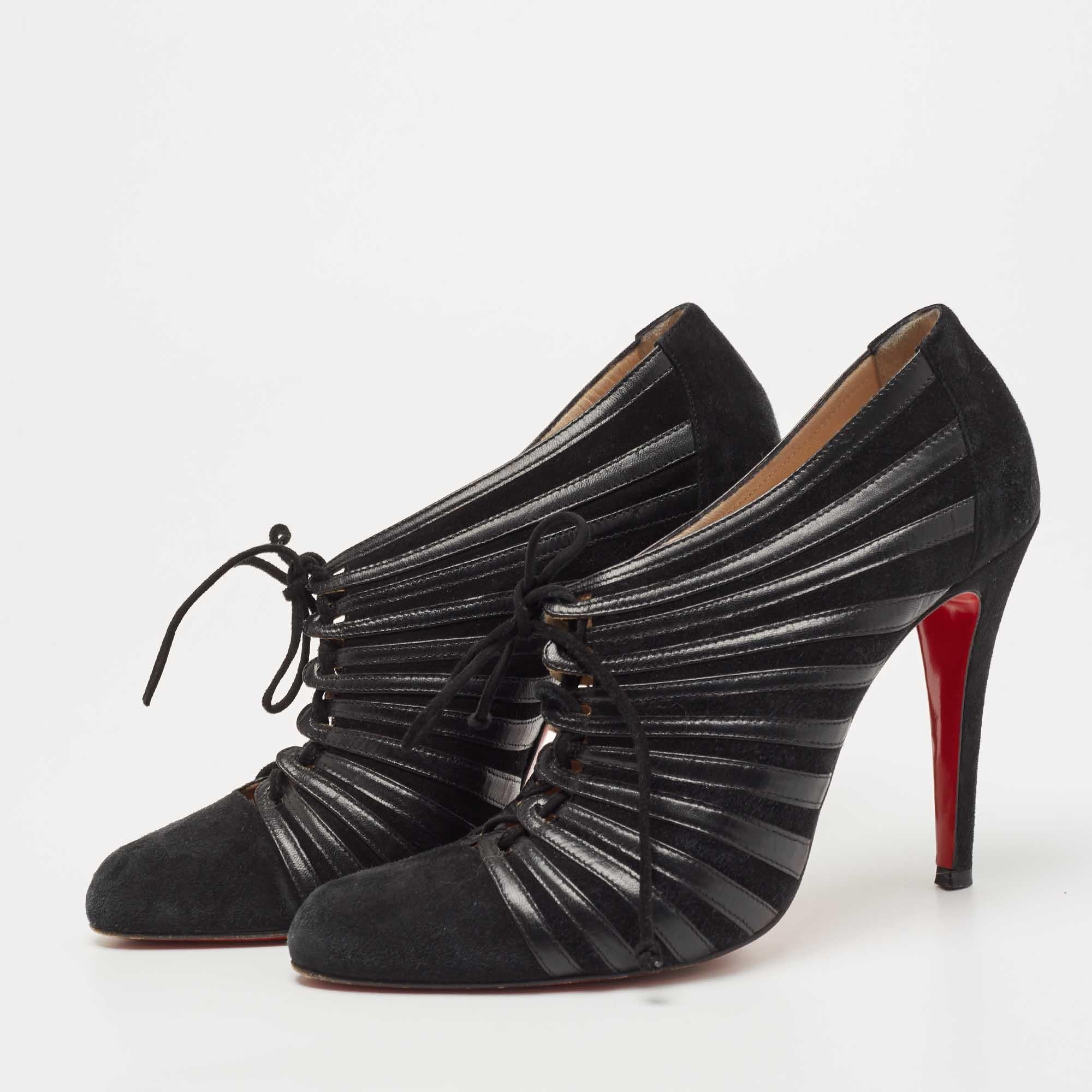 Enjoy the most fashionable days with these Christian Louboutin booties. Modern in design and craftsmanship, they are fashioned to keep you comfortable and chic!

