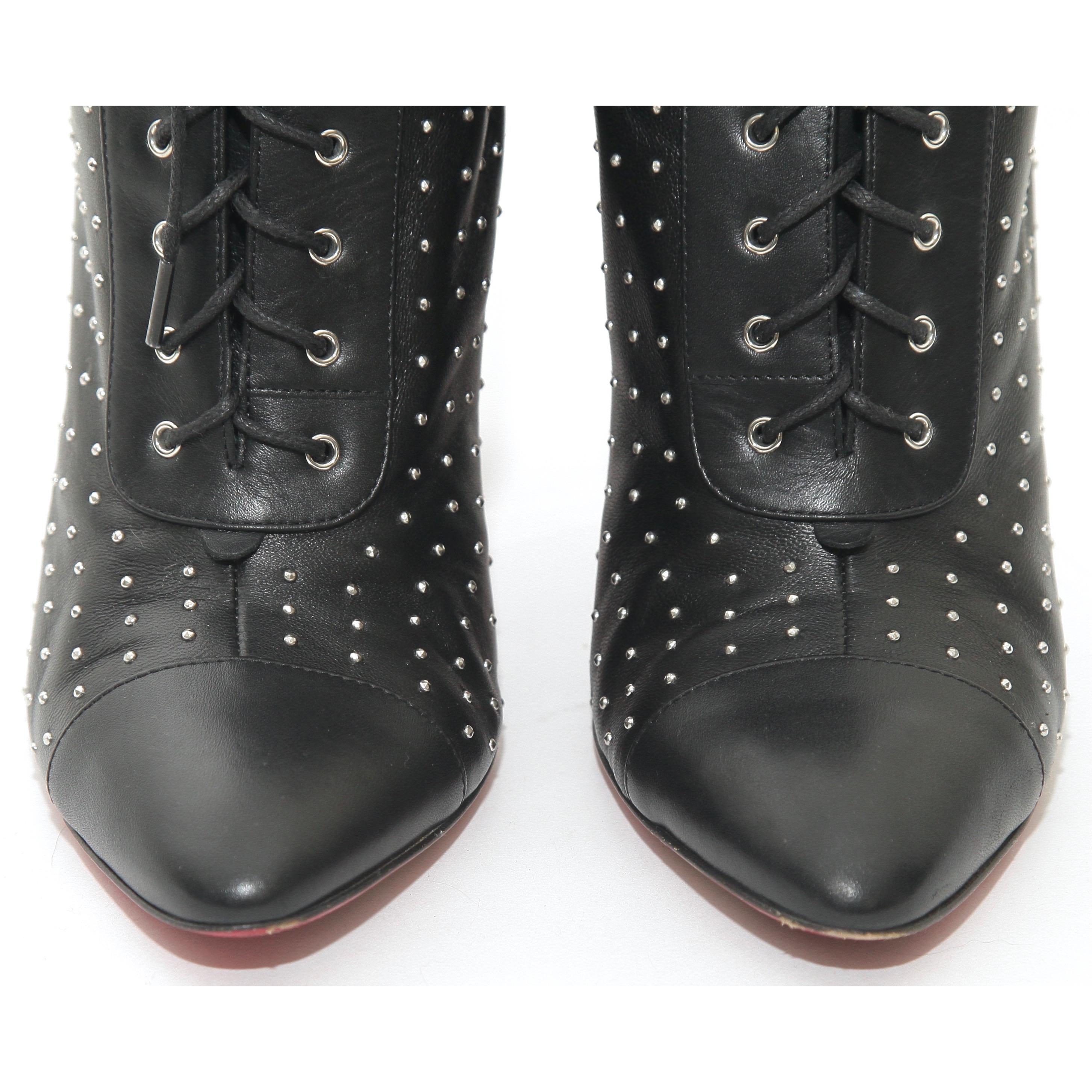 CHRISTIAN LOUBOUTIN Black Leather Ankle Boot Silver Studs Lace Up Toe Sz 38.5 In Good Condition For Sale In Hollywood, FL