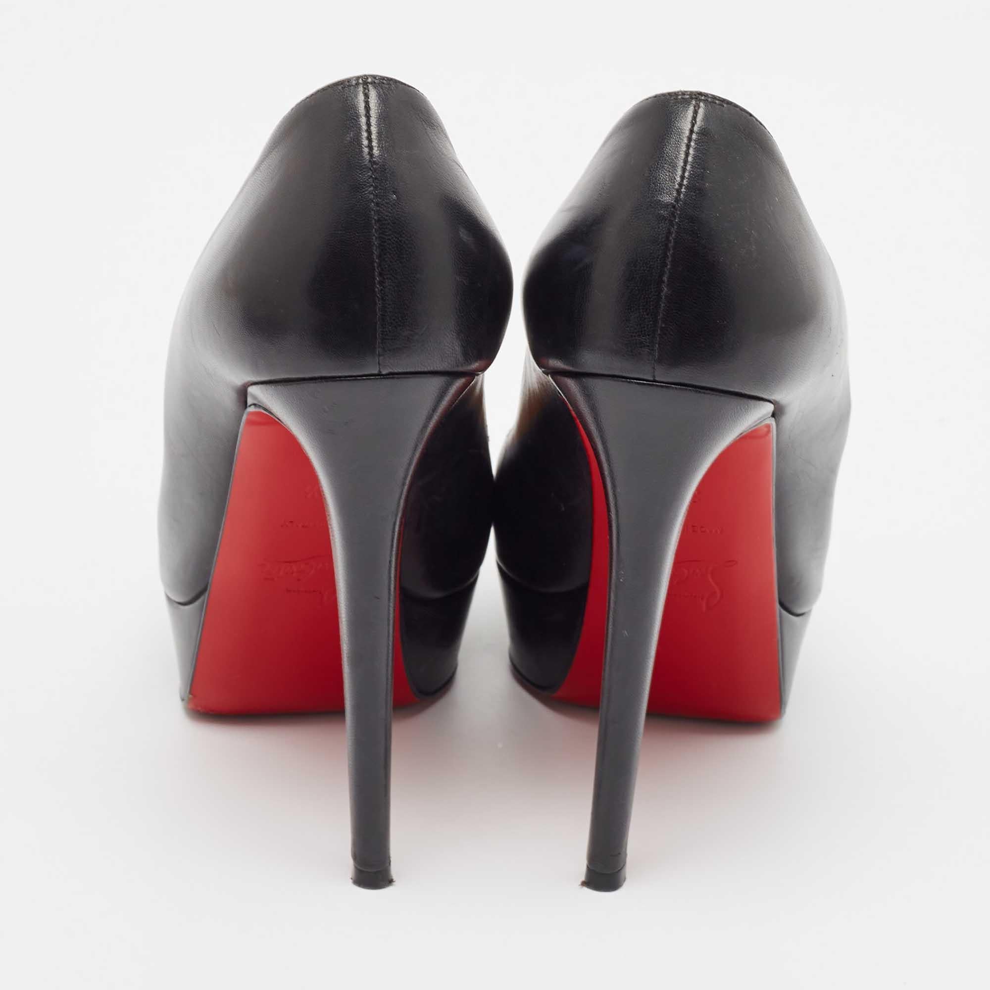De las mujeres Christian Louboutin Bombas de plataforma Bianca de cuero negro 39,5
