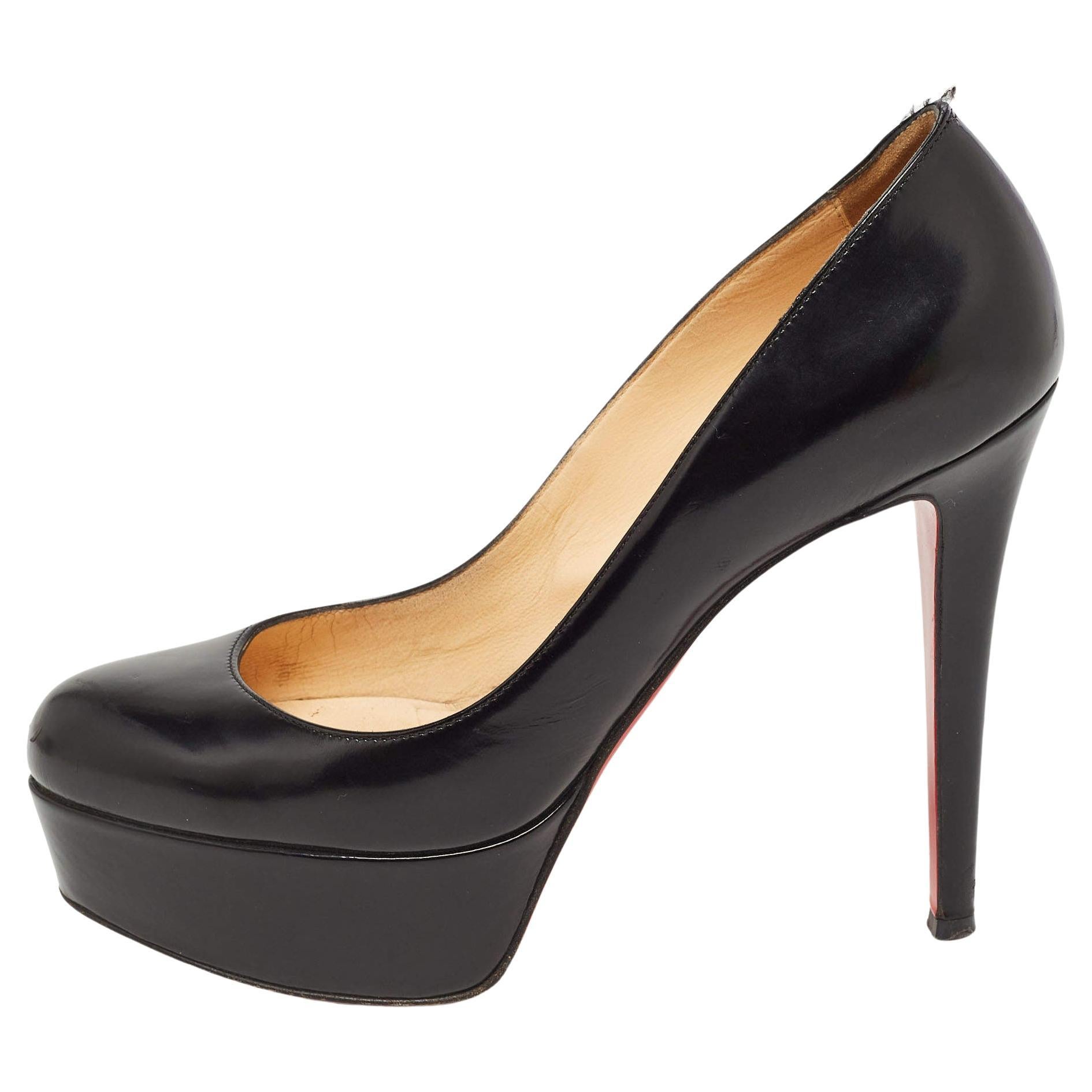 Christian Louboutin Black Leather Bianca Pumps Size 36 For Sale