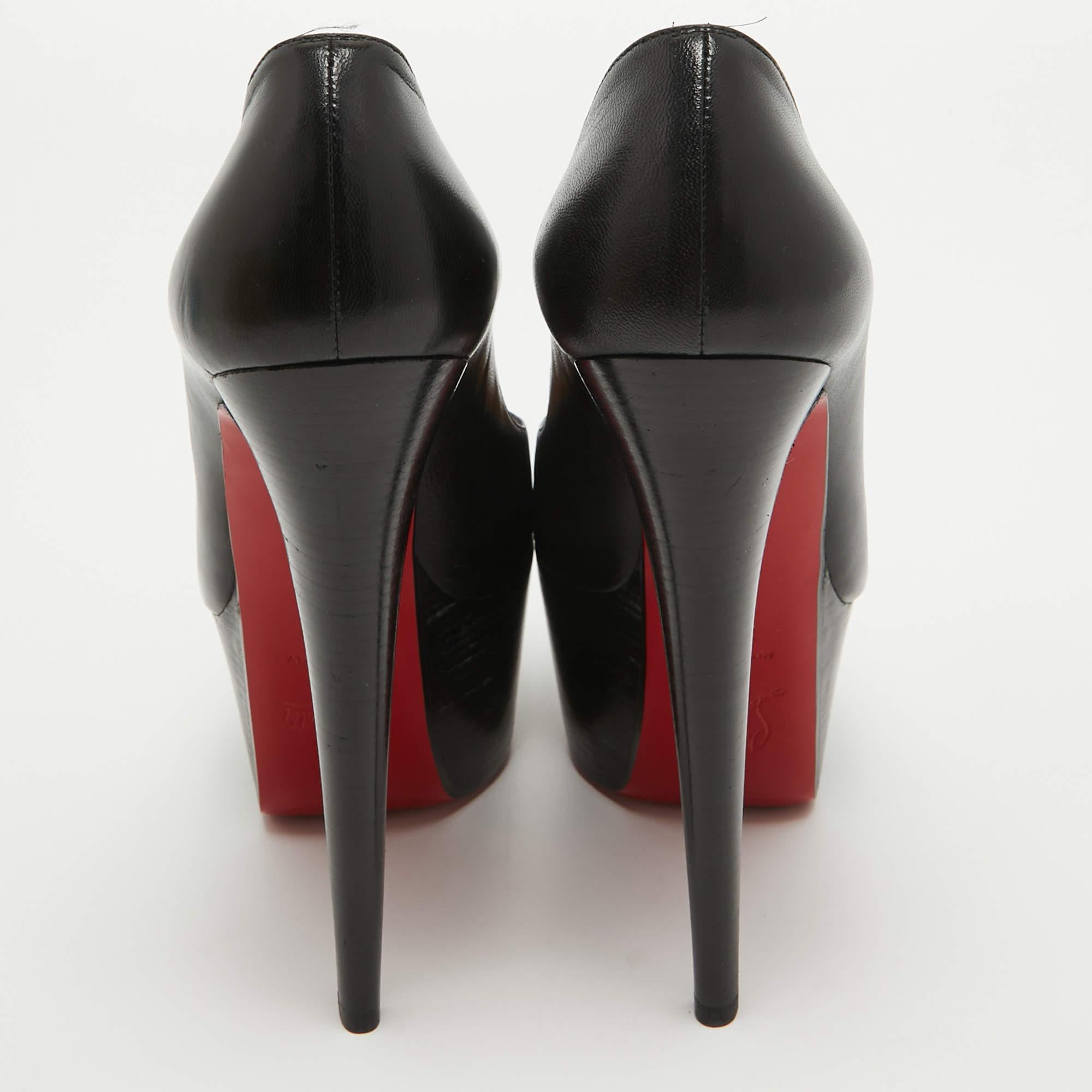 Women's Christian Louboutin Black Leather Bianca Pumps Size 38.5