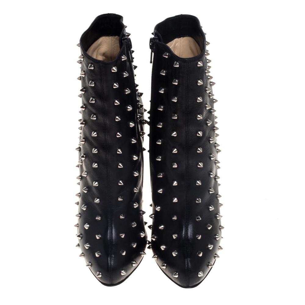 Christian Louboutin Black Leather Big Lips Spiked Ankle Boots Size 38 In Good Condition In Dubai, Al Qouz 2