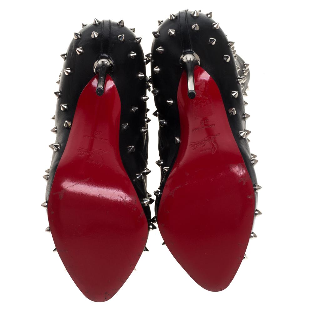 Christian Louboutin Black Leather Big Lips Spiked Ankle Boots Size 38 In Good Condition In Dubai, Al Qouz 2