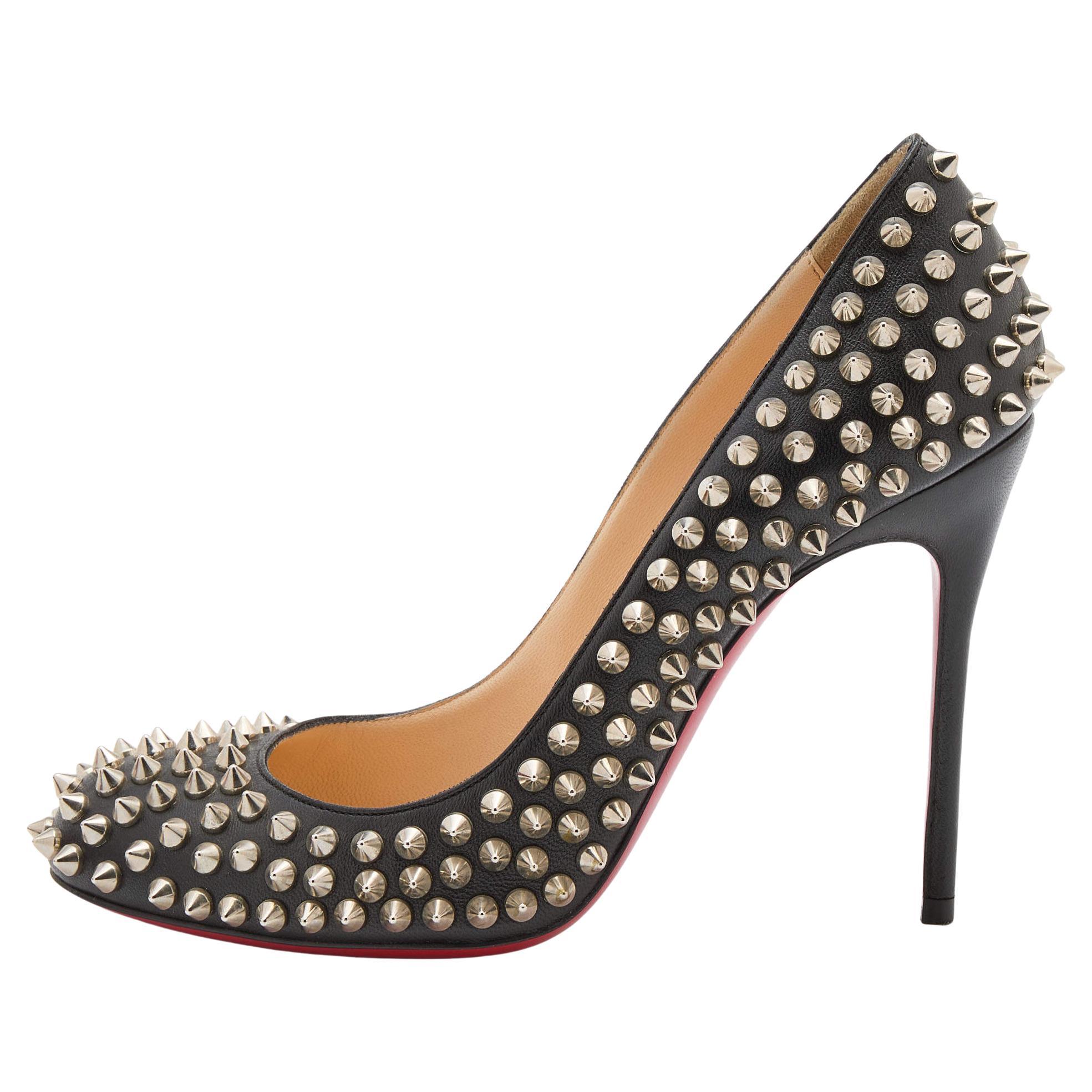 Christian Louboutin Black Leather Fifi Spike Round Toe Pumps Size 37 For Sale