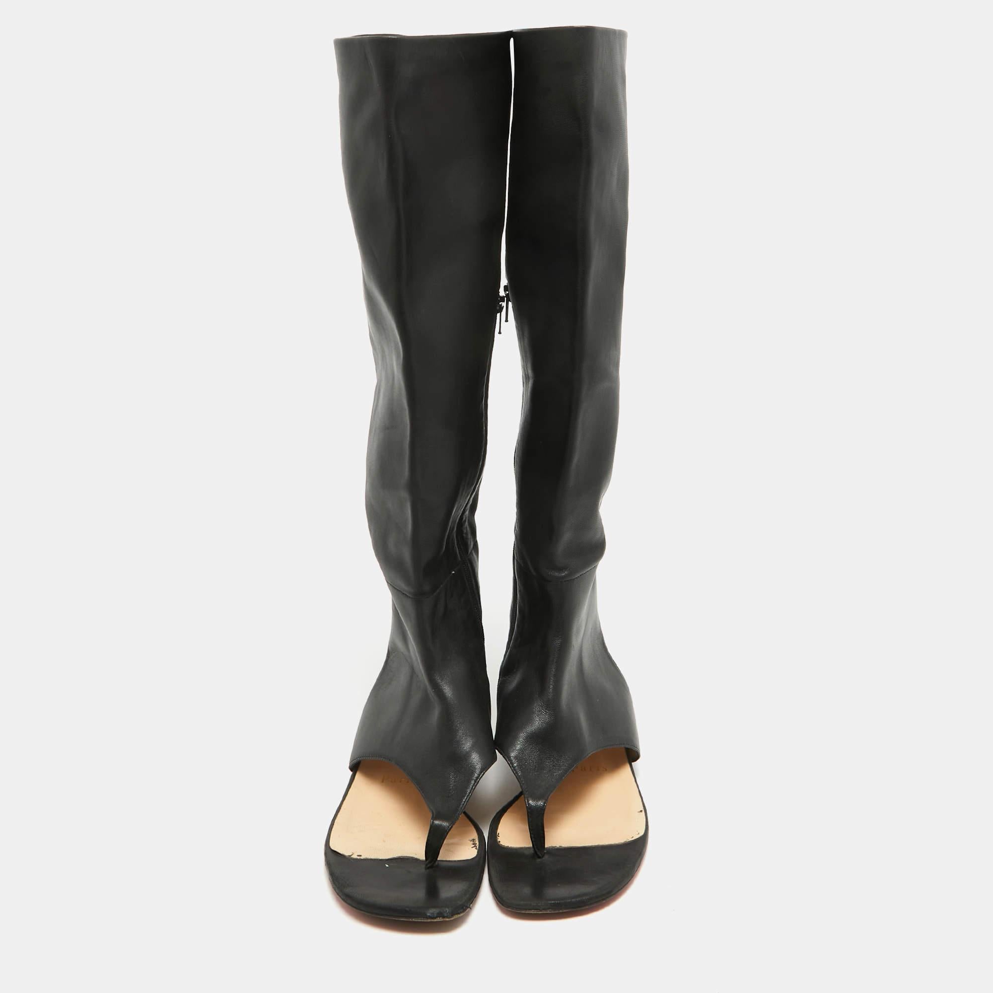 Christian Louboutin Black Leather From Sand Flat Knee Sandals Size 37 In Good Condition In Dubai, Al Qouz 2