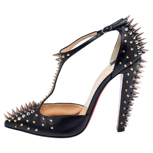 louboutin heels round toe