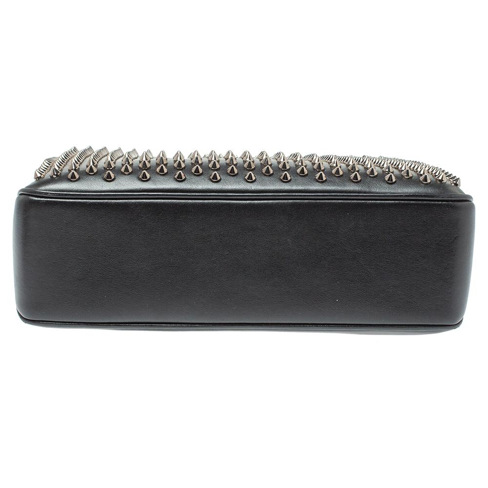 Christian Louboutin Große Triloubi Umhängetasche aus schwarzem Leder mit Stacheln Damen