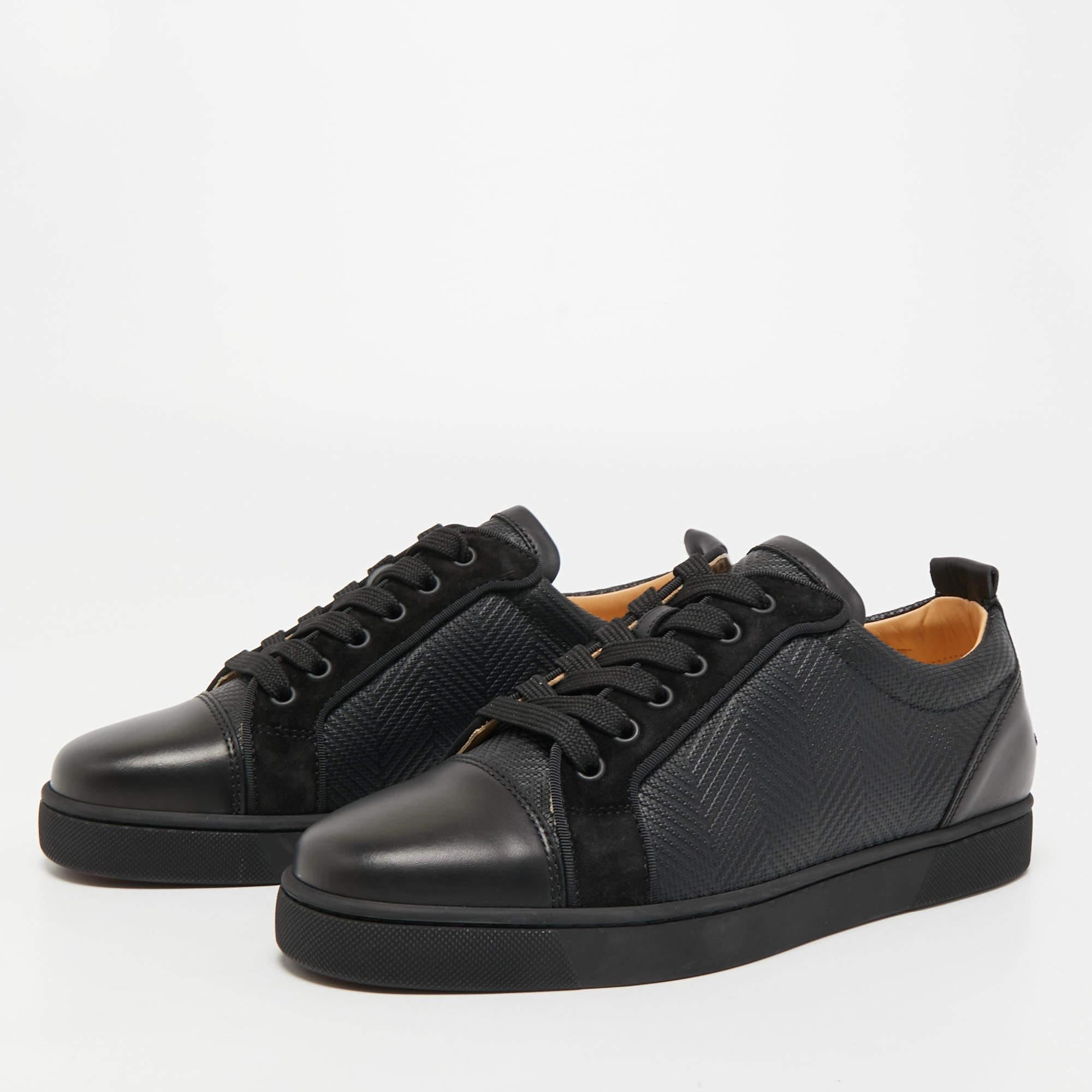 Coming in a classic silhouette, these designer sneakers are a seamless combination of luxury, comfort, and style. These sneakers are designed with signature details and comfortable insoles.

Includes: Original Box