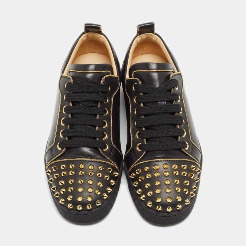 Christian Louboutin Black Leather Louis Junior Spikes Low Top Sneakers Size 36.5 In Good Condition In Dubai, Al Qouz 2