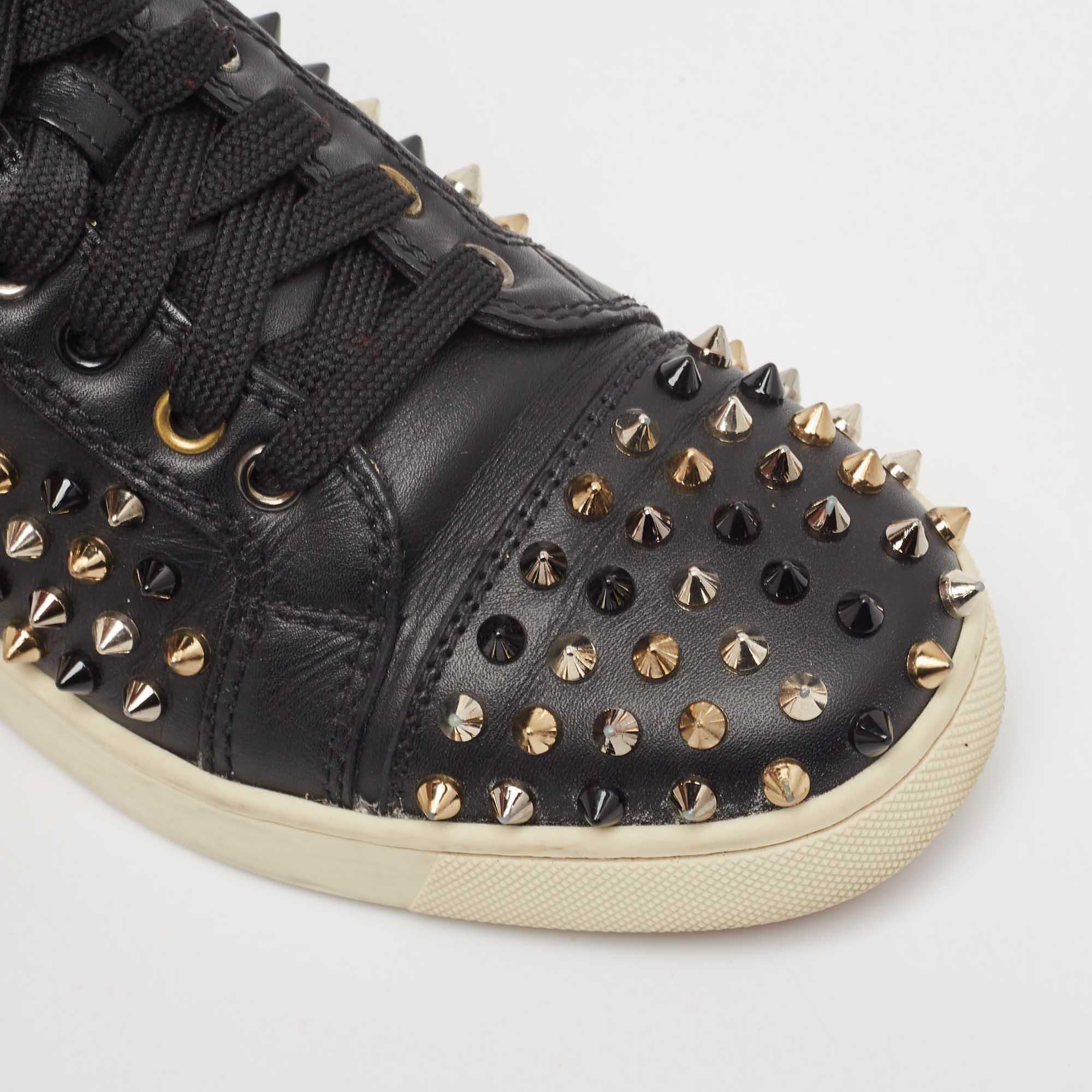 Christian Louboutin Schwarze Louis Spikes Turnschuhe aus Leder Größe 37,5 4