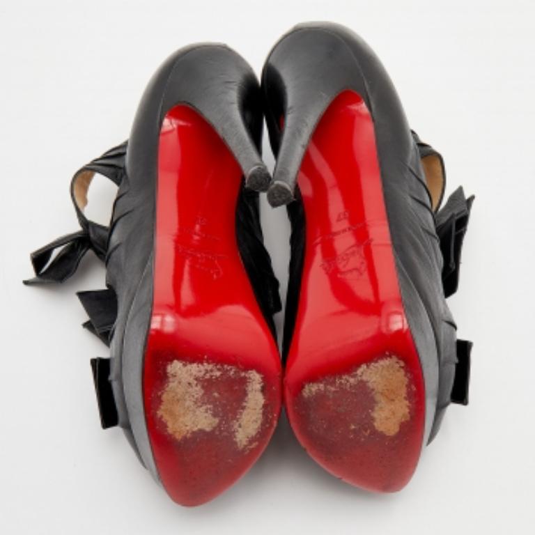 Christian Louboutin Cuir noir Madame Butterfly Platform Booties Taille 37 en vente 2