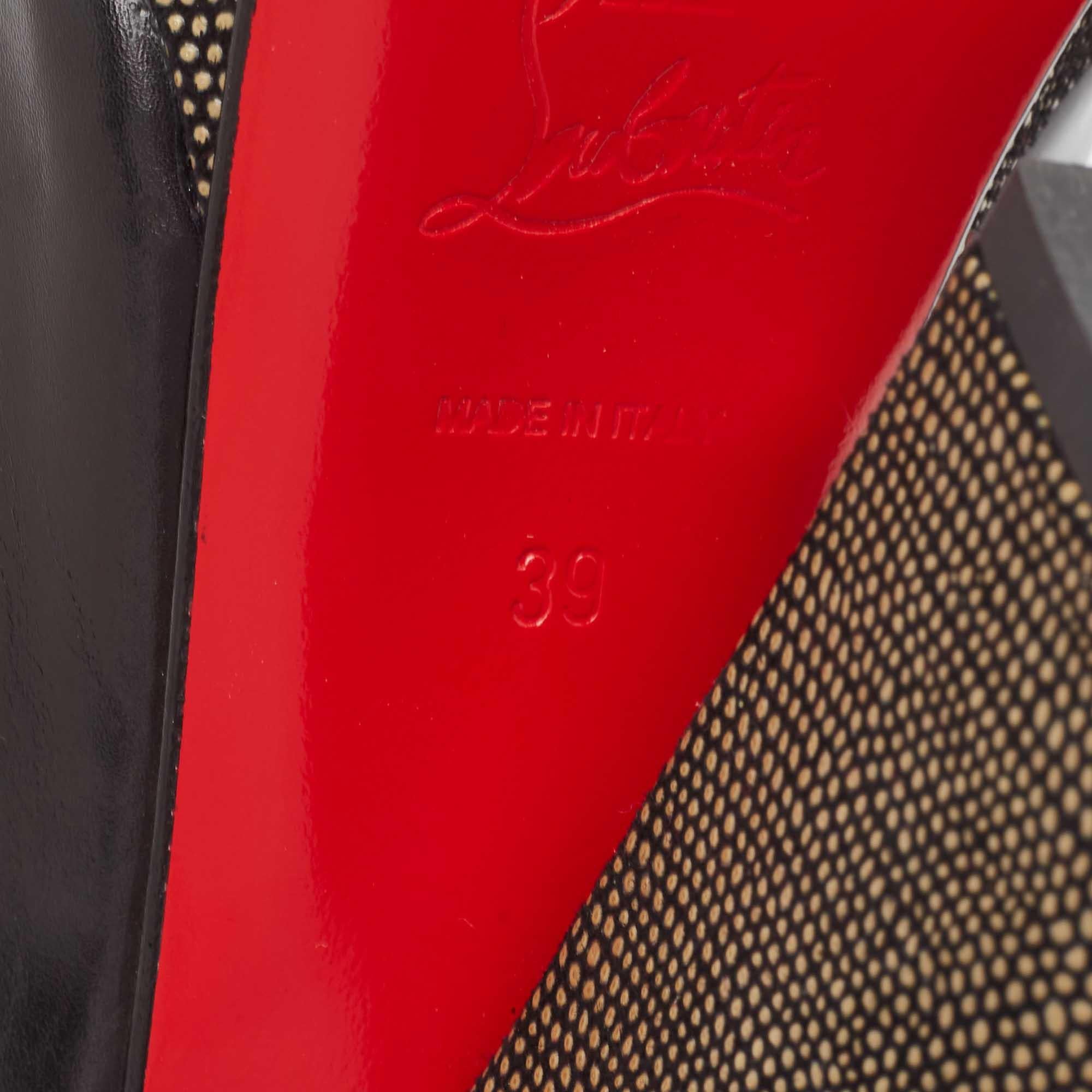 Christian Louboutin Sandales à talons compensés en cuir noir Morphea Taille 39 en vente 3