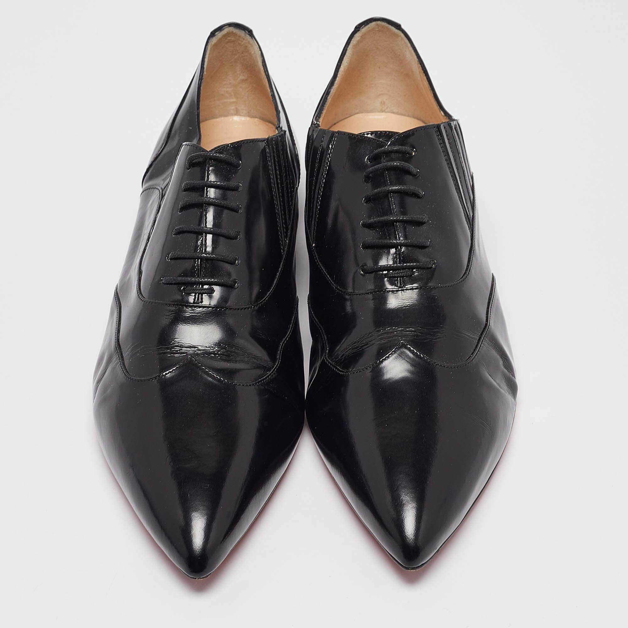 Noir Christian Louboutin Oxfords taille 40,5 en vente
