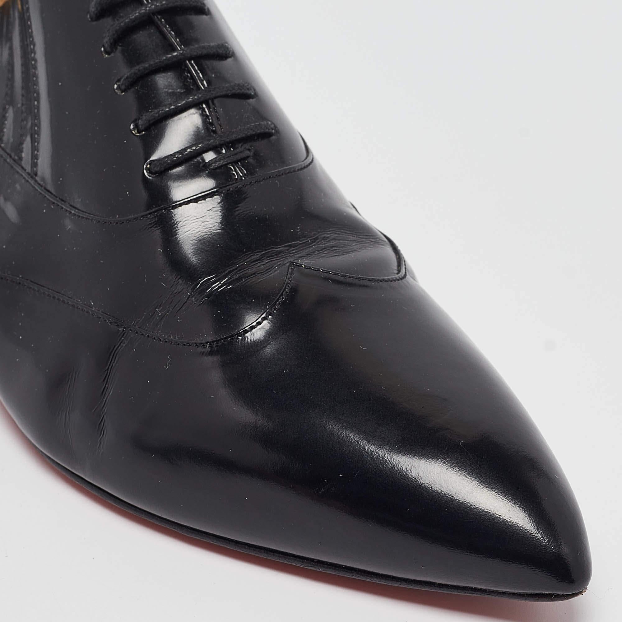 Christian Louboutin Oxfords taille 40,5 en vente 2