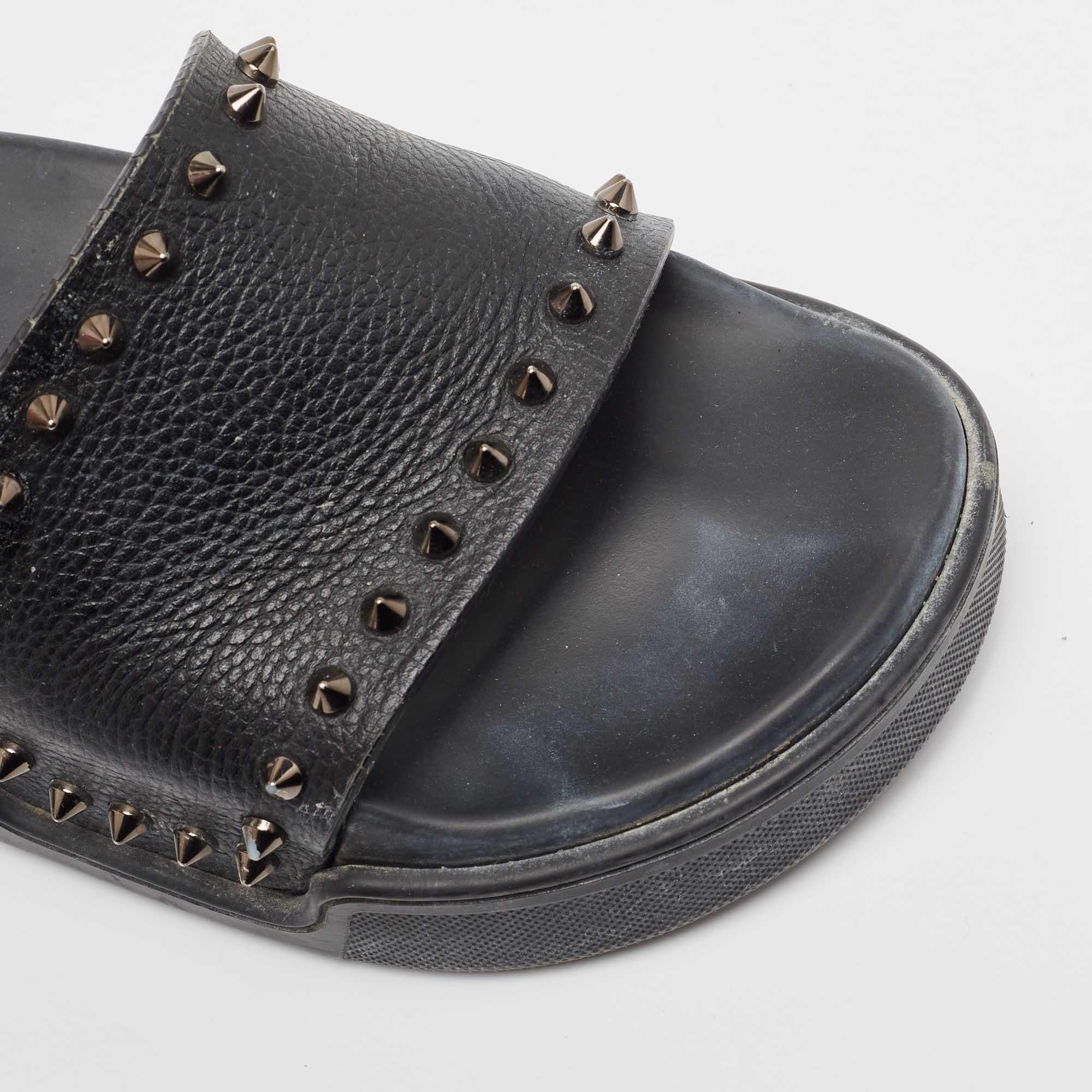 Christian Louboutin Schwarze Leder-Pool- Fun Slides aus Leder Größe 41 3