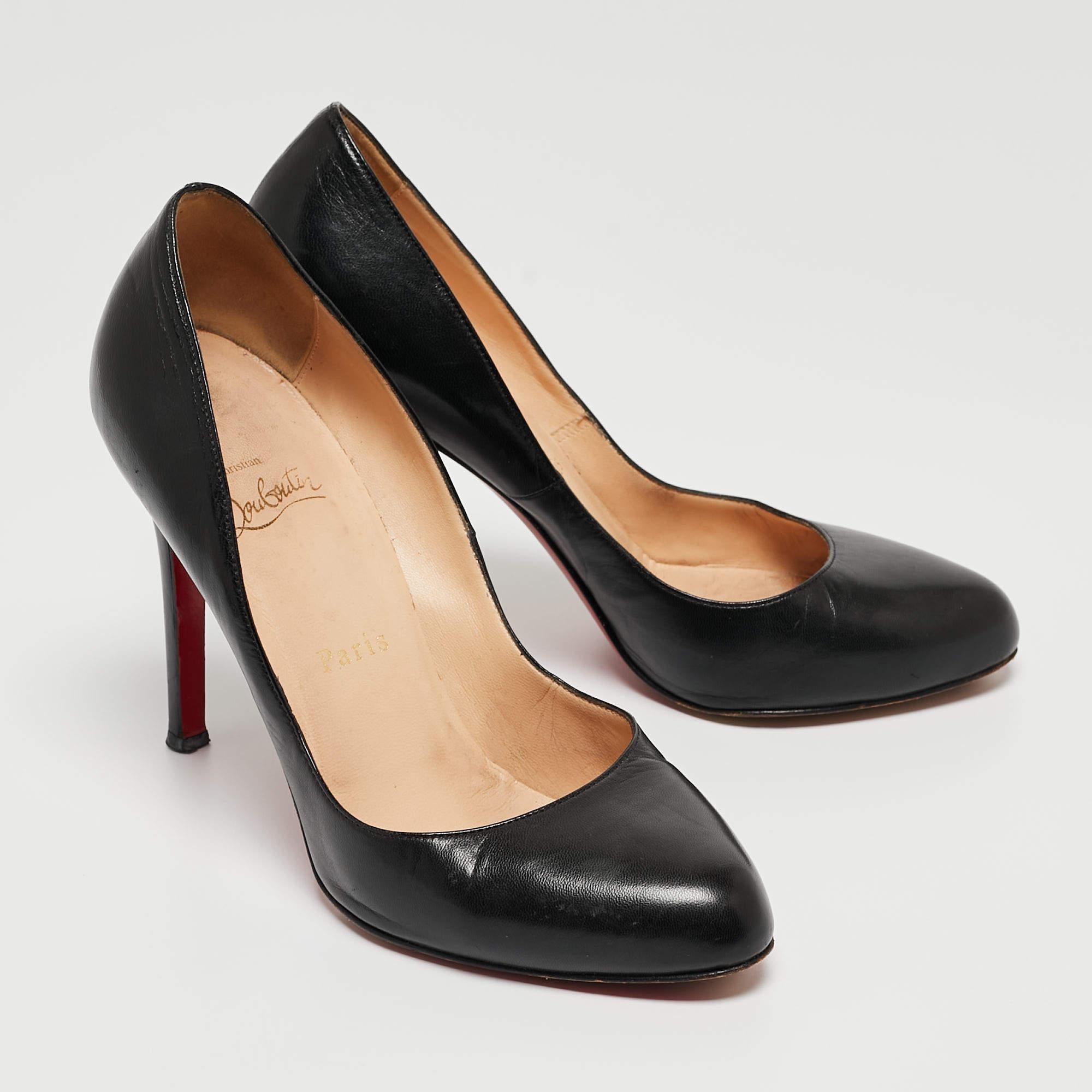 Women's Christian Louboutin Black Leather Round Toe Pumps Size 38.5