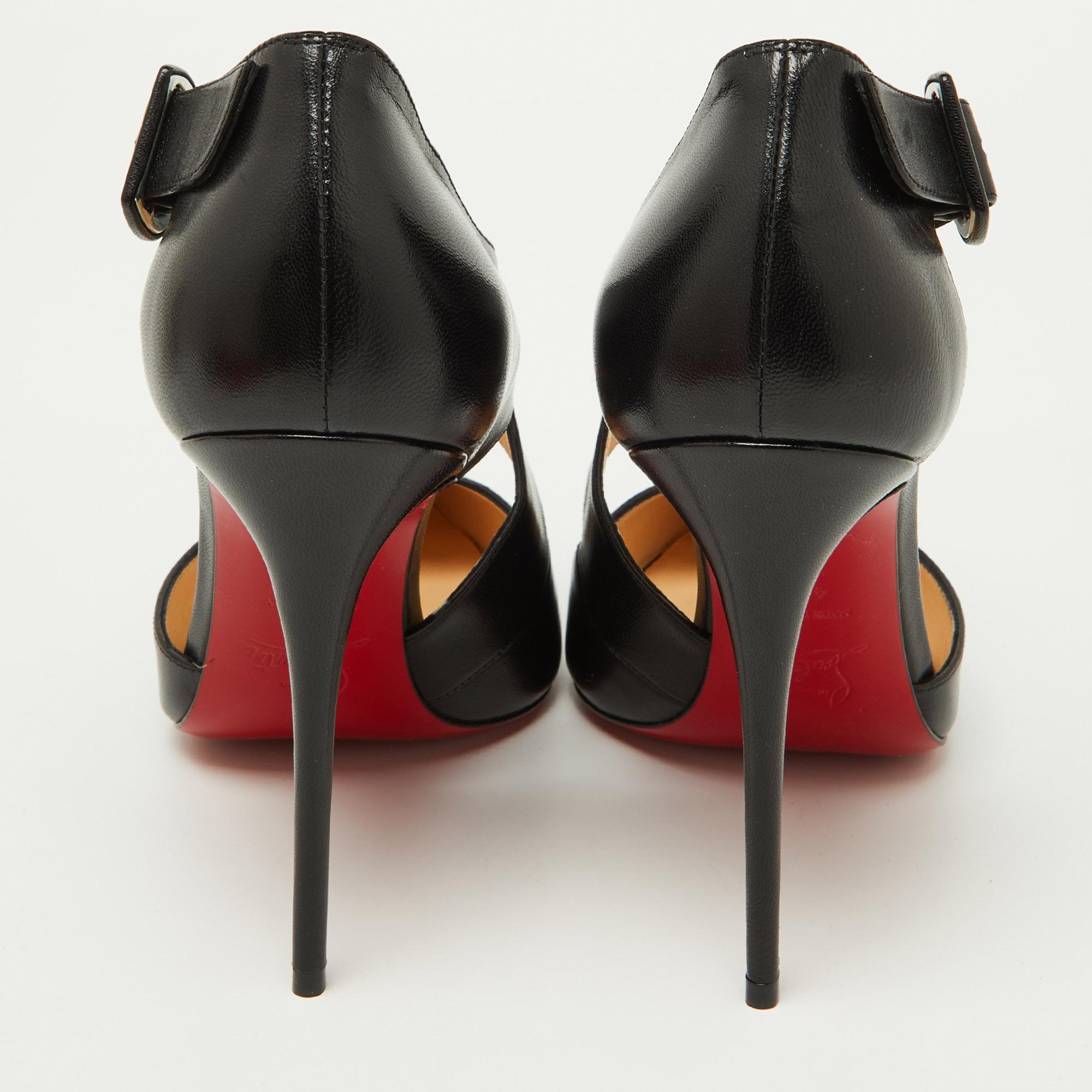 Women's Christian Louboutin Black Leather Sharpeta Pointed-Toe Pumps Size 40.5 For Sale