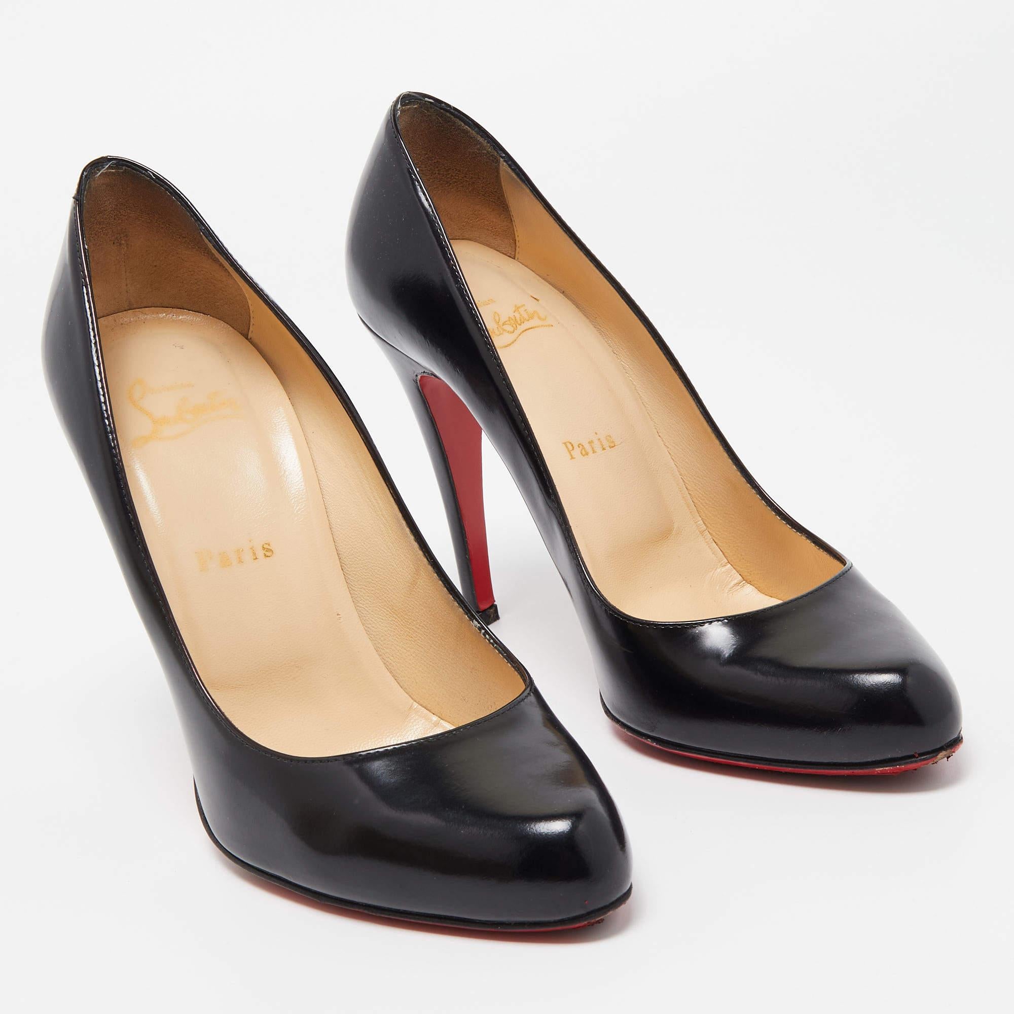 Christian Louboutin Black Leather Simple Pointed Toe Pumps Size 39.5 For Sale 1