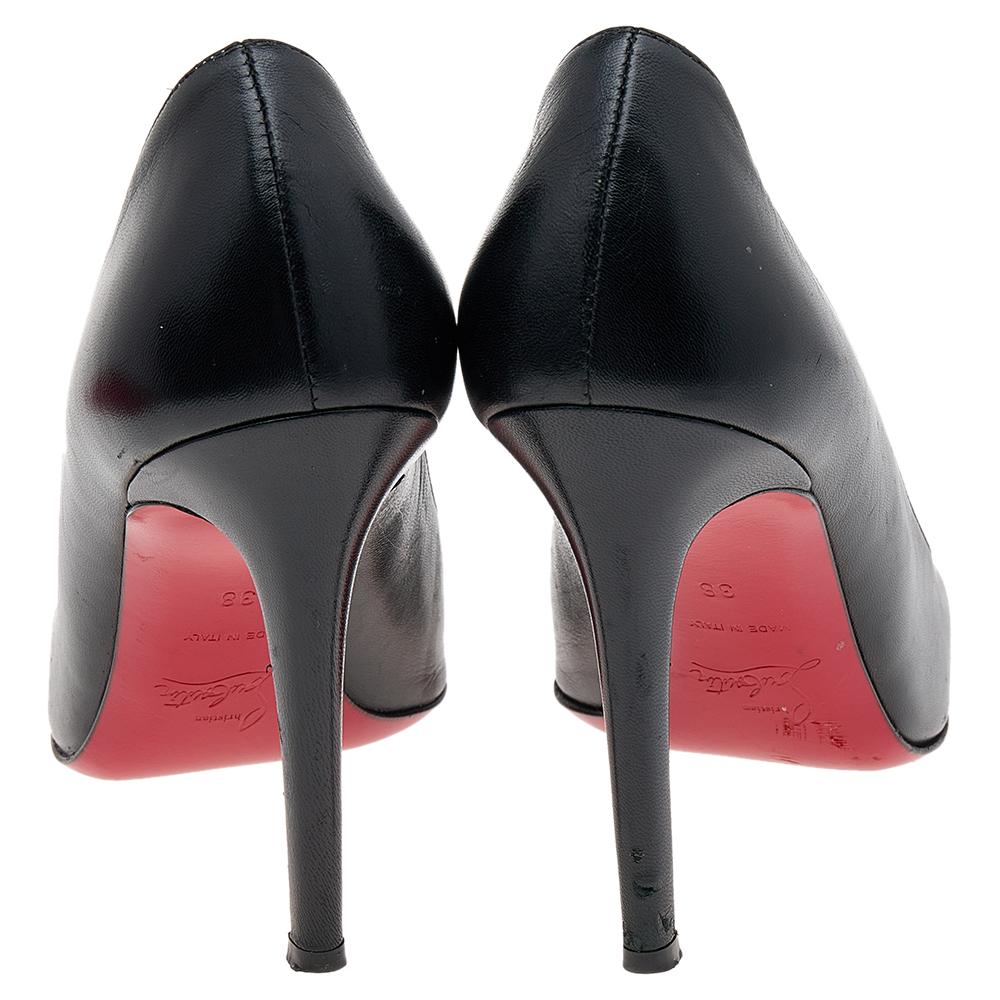 Women's Christian Louboutin Black Leather Simple Pumps Size 38