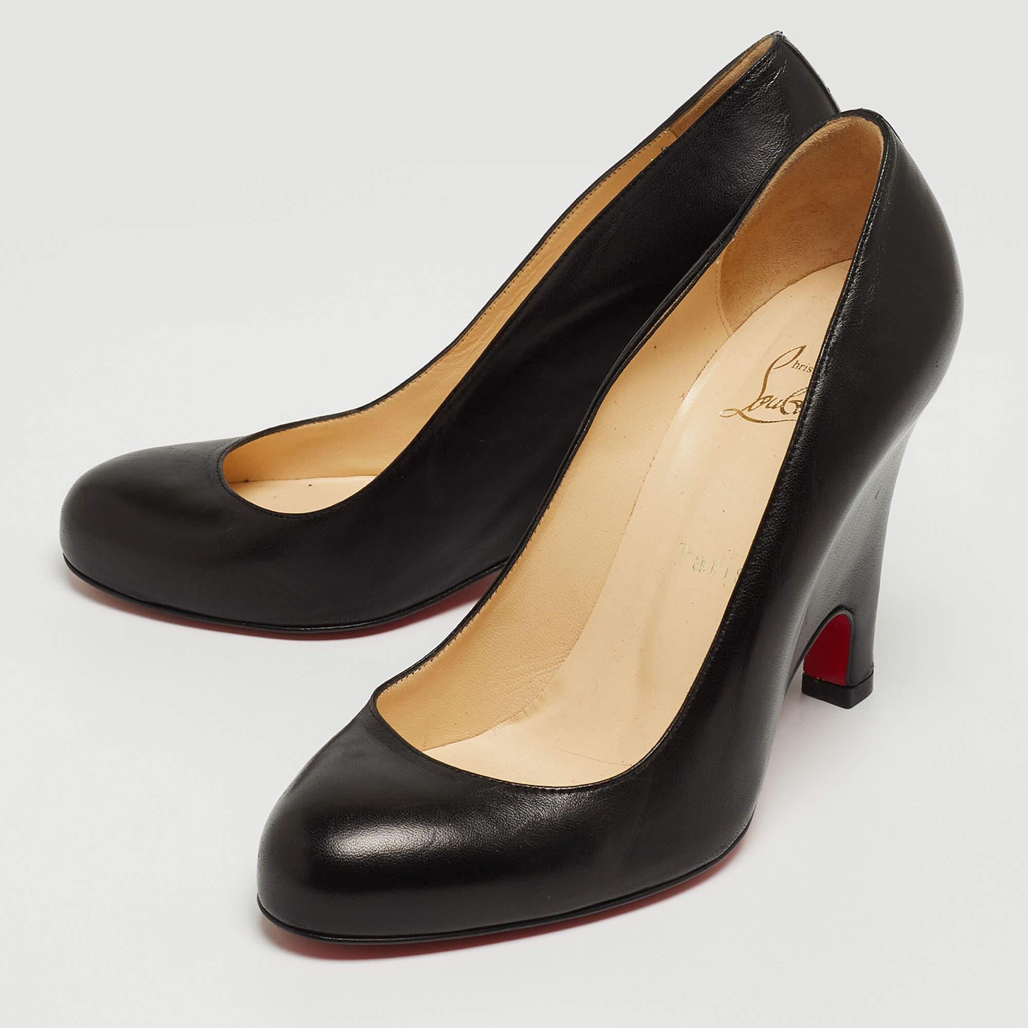 Women's Christian Louboutin Black Leather Simple Wedge Pumps Size 38.5 For Sale