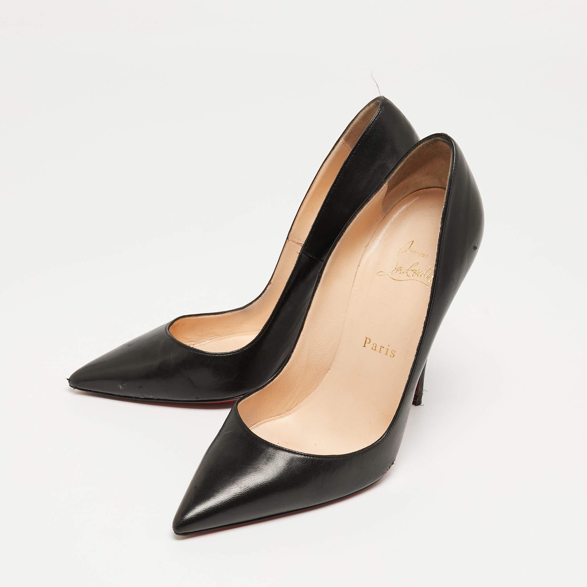 Christian Louboutin Black Leather So Kate Pumps Size 38 For Sale 4