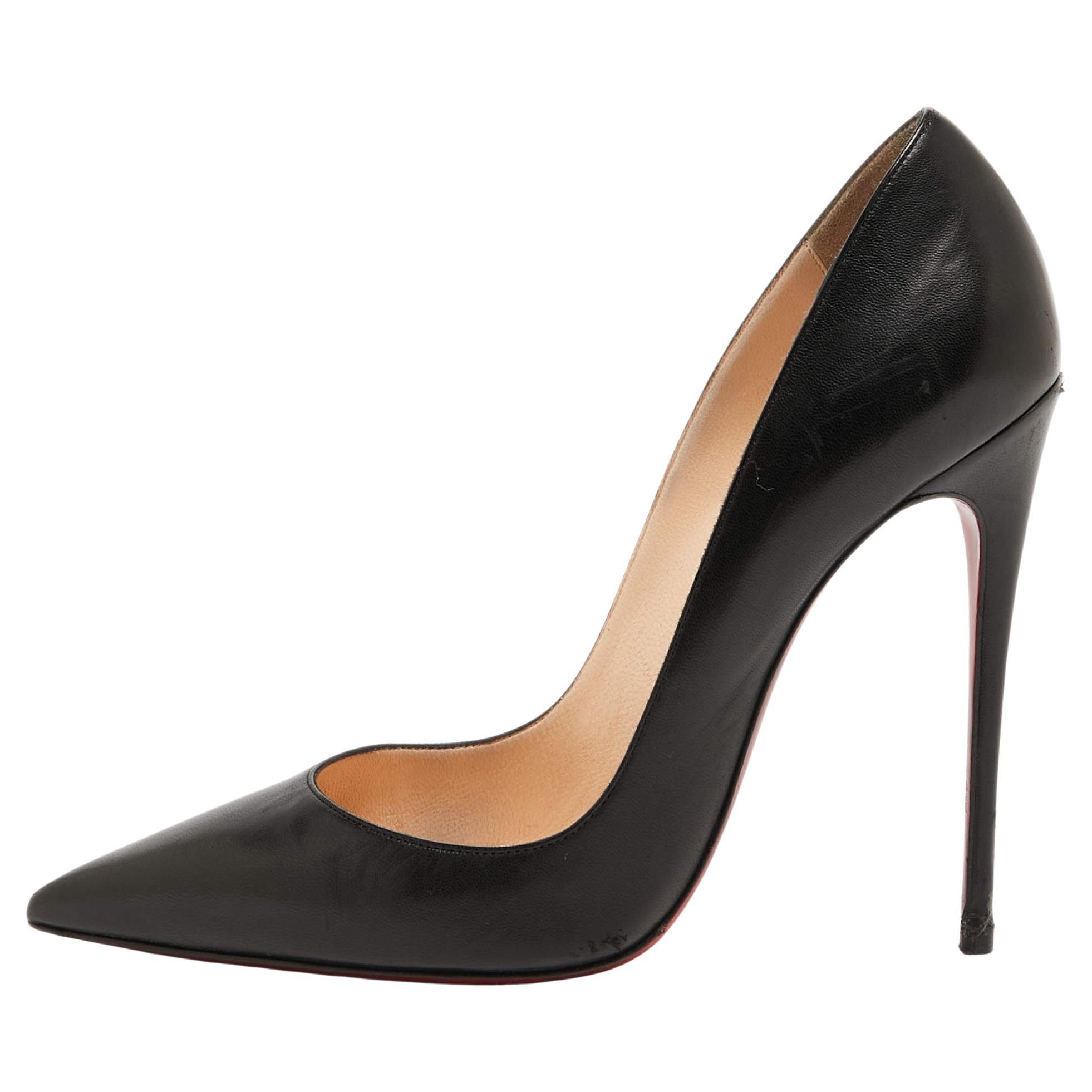 Christian Louboutin Black Leather So Kate Pumps Size 38 For Sale