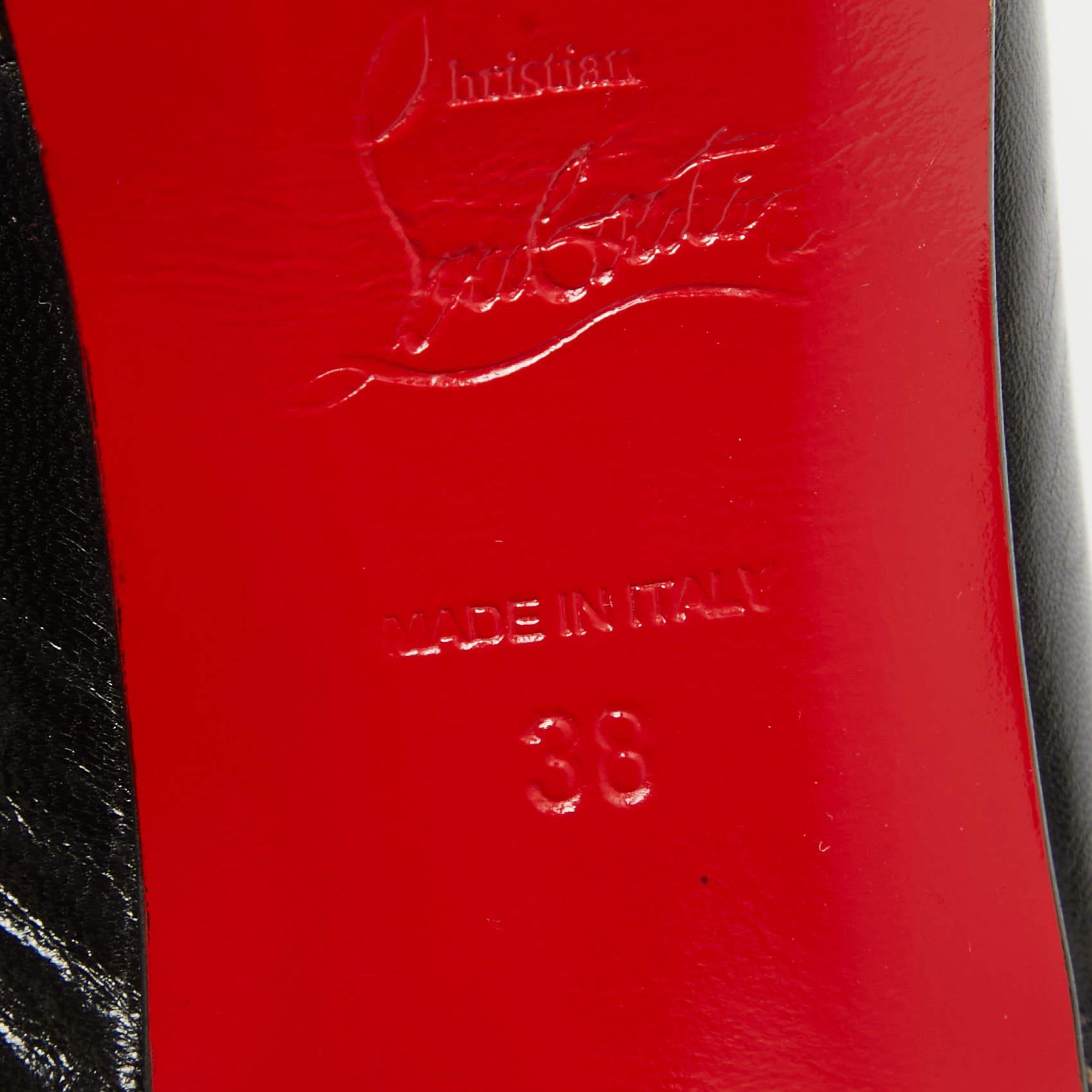 Women's Christian Louboutin Black Leather Soso Slingback Pumps Size 38 For Sale