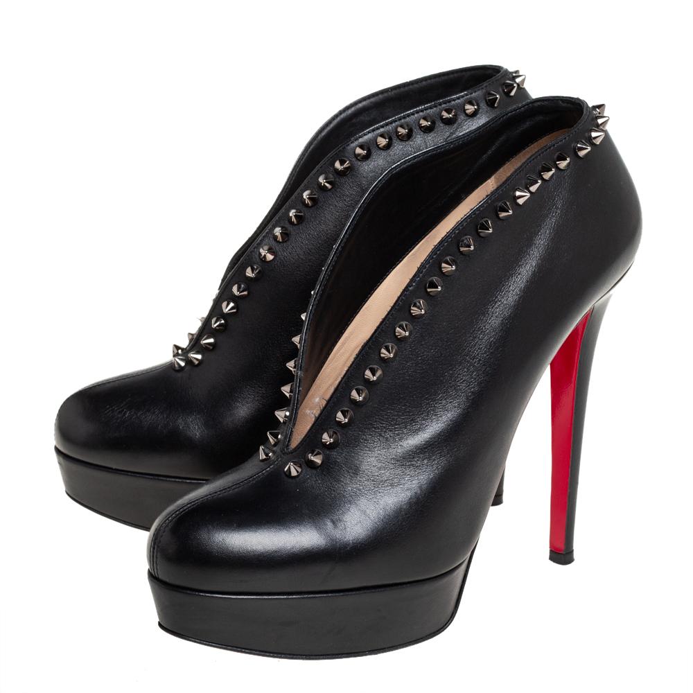 Christian Louboutin Schwarz Leder Spike Miss Fast Plato Booties Größe 38.5 2