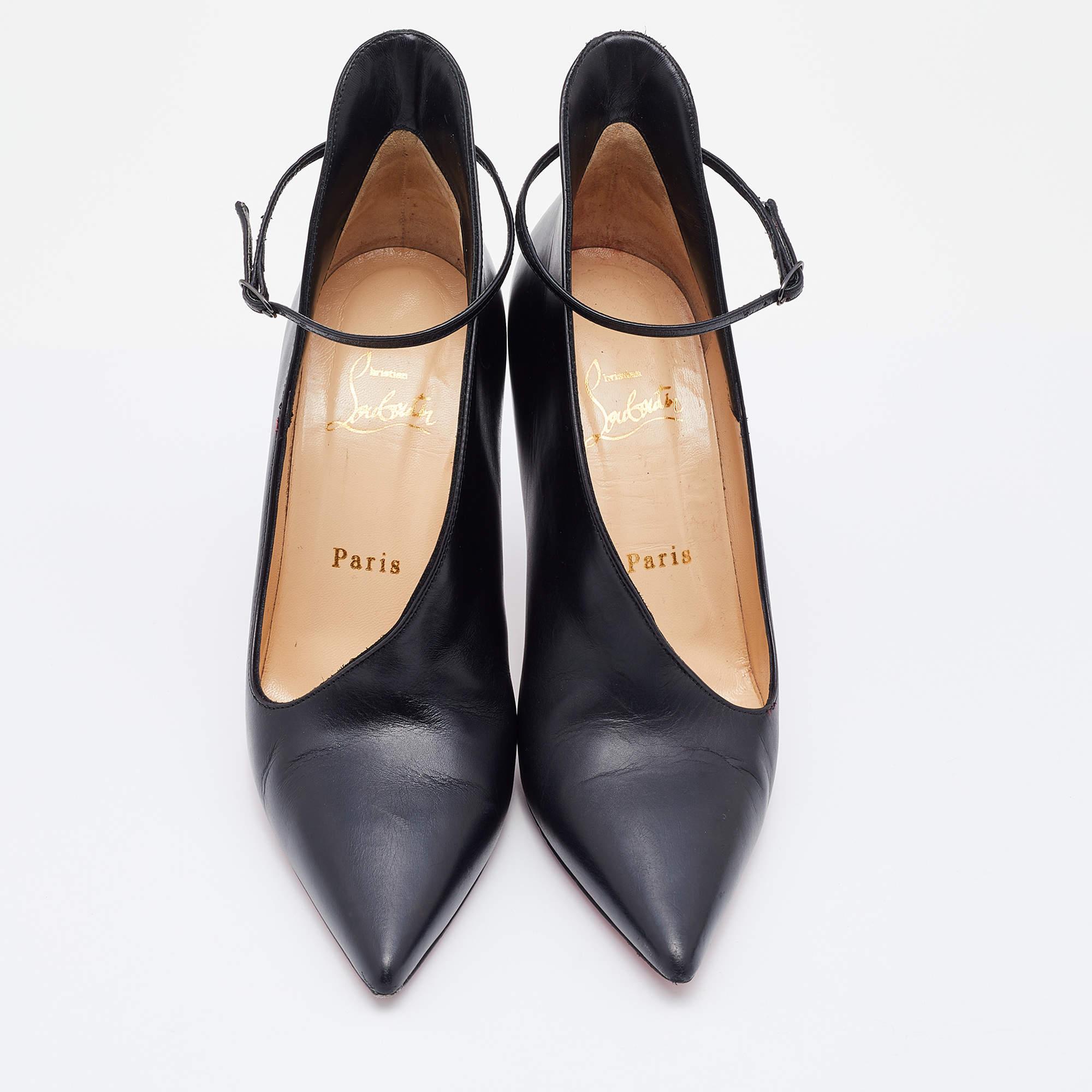 Make a chic style statement with these designer pumps. They showcase sturdy heels and durable soles, perfect for your fashionable outings!

Includes: Extra Heel Tips, Original Pouch, Invoice, Original Dustbag, Original Box

