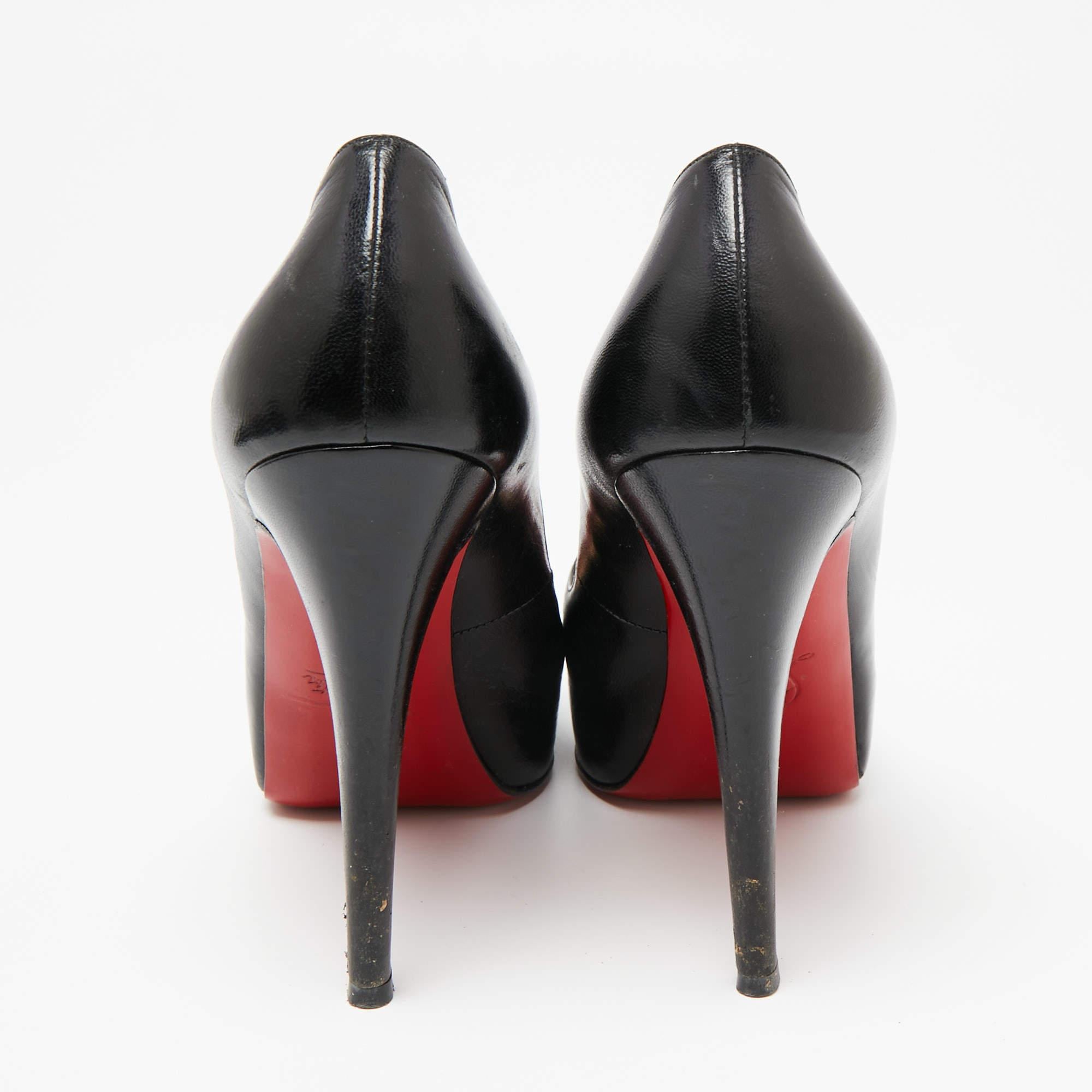 Christian Louboutin Black Leather Very Prive Peep-Toe Pumps Size 37 For Sale 3
