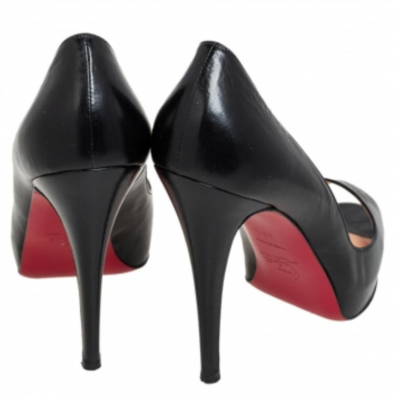  Christian Louboutin cuir noir Very Prive Peep Toe Pumps Size 38.5 Pour femmes 