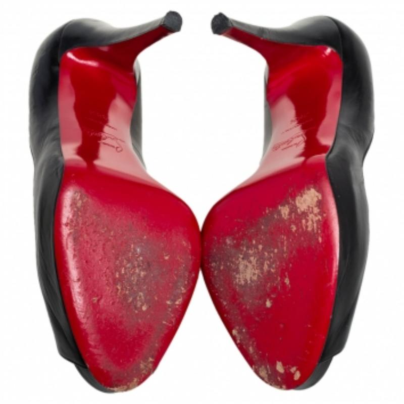 Christian Louboutin cuir noir Very Prive Peep Toe Pumps Size 38.5 1