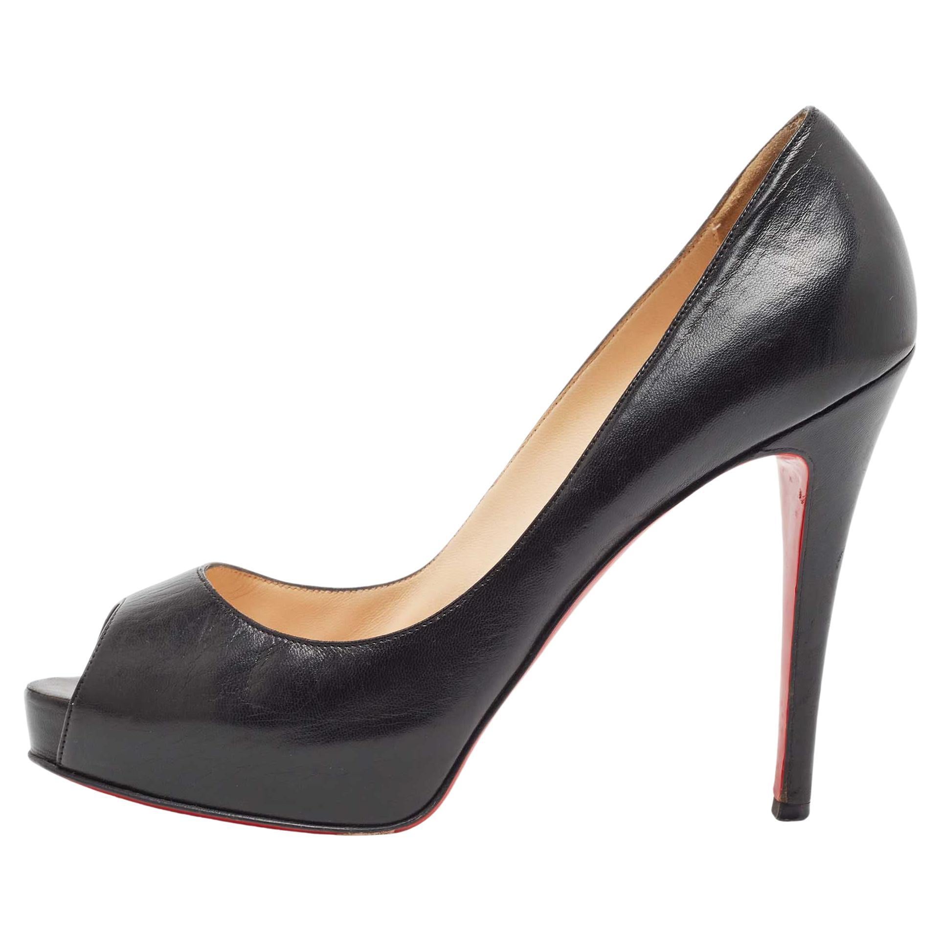 Christian Louboutin Black Leather Very Prive Pumps Size 37.5 For Sale