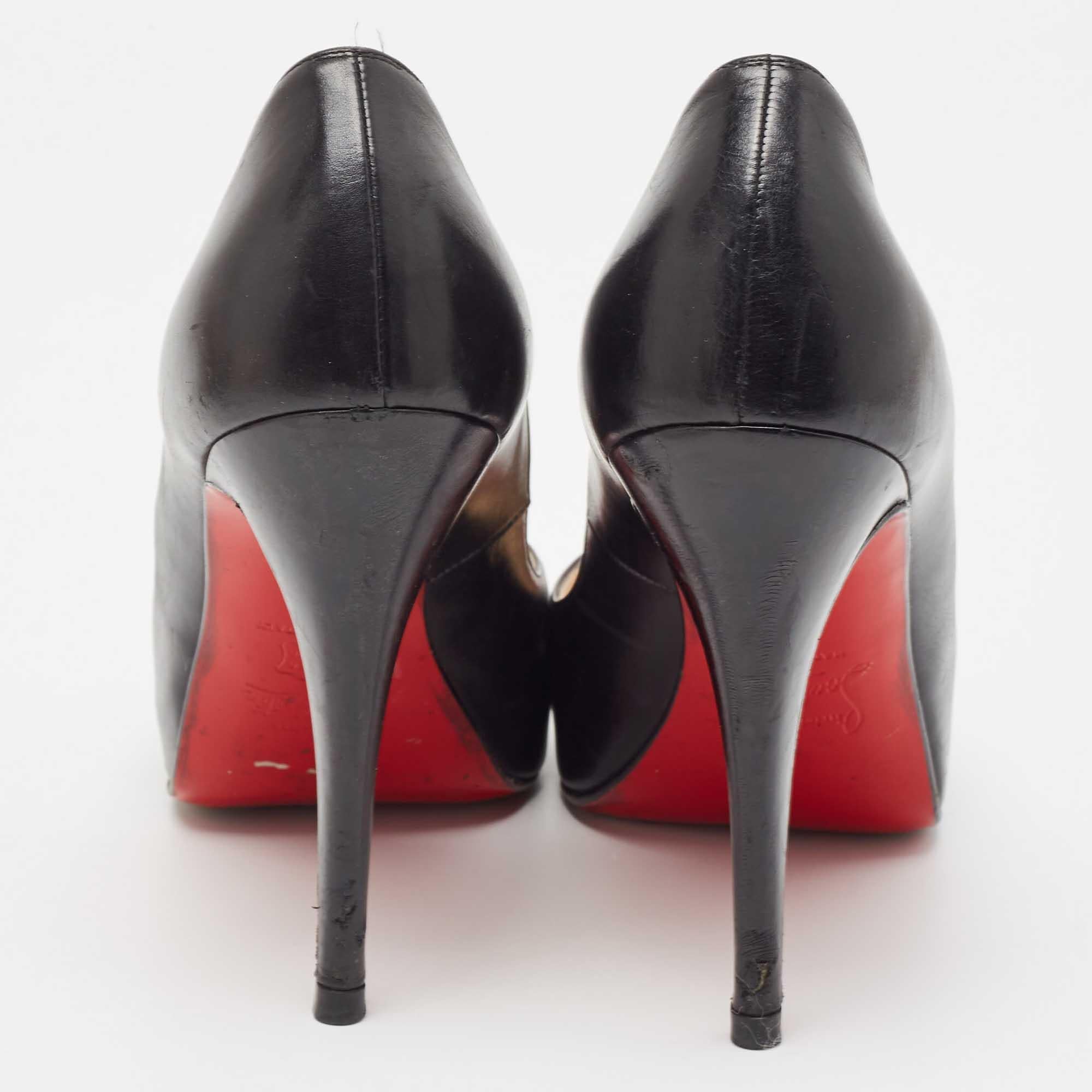 Christian Louboutin Escarpins Very Prive en cuir noir Taille 40 Pour femmes en vente
