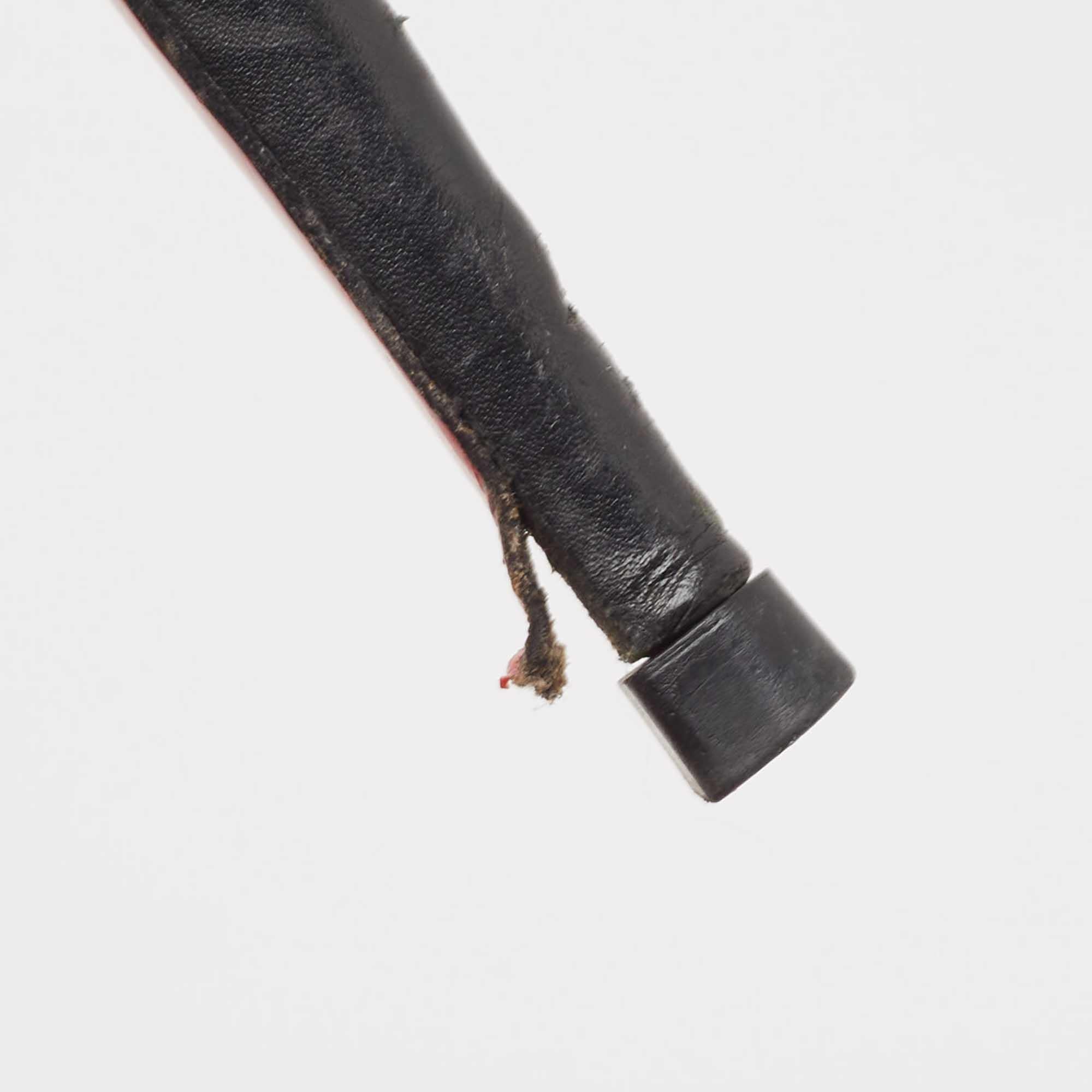 Christian Louboutin Escarpins Very Prive en cuir noir Taille 40 en vente 3