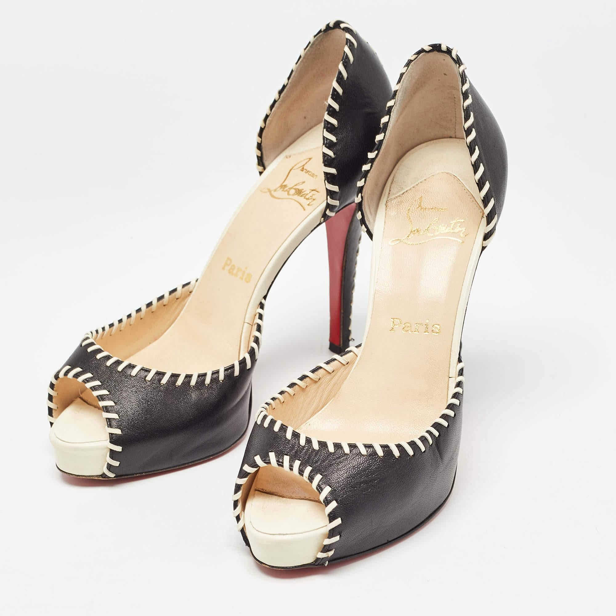 Fate una dichiarazione di stile chic con queste décolleté di design. Presentano tacchi robusti e suole resistenti, perfetti per le tue uscite alla moda.