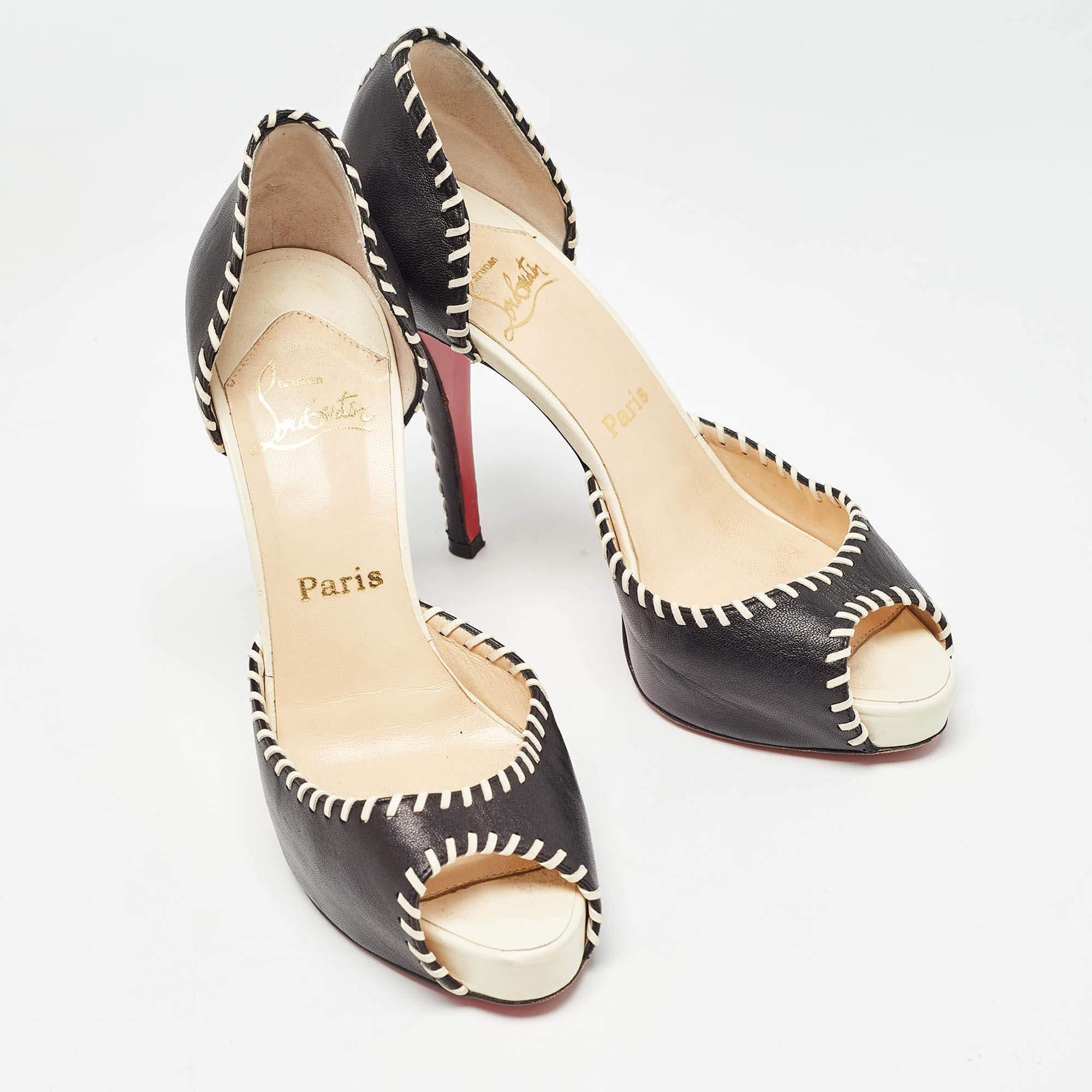 Christian Louboutin Pumps D'Orsay in pelle nera con punto a frusta misura 37,5 In condizioni buone in vendita a Dubai, Al Qouz 2