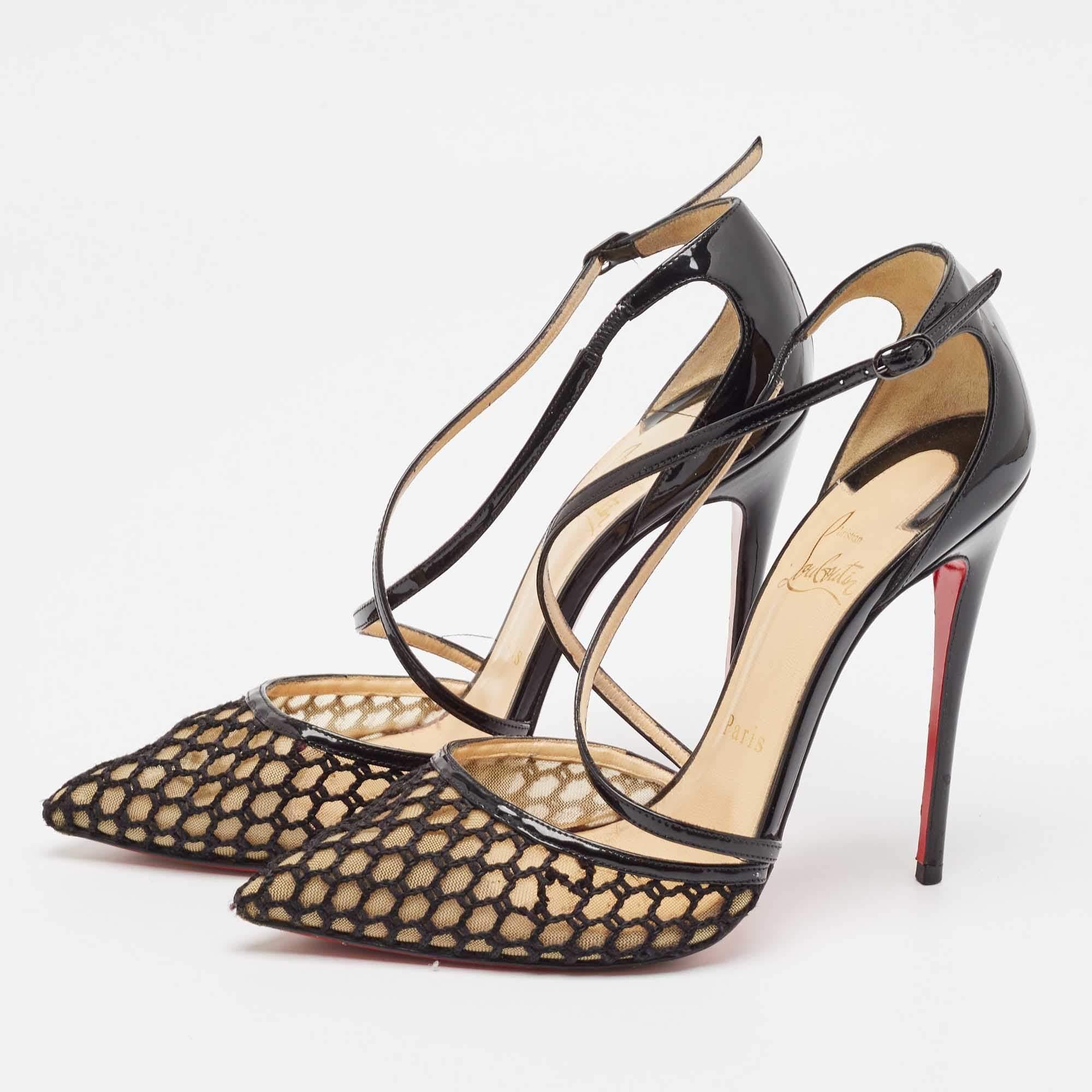 Perfectly sewn and finished to ensure an elegant look and fit  these Christian Louboutin black pumps are a purchase youll love flaunting. They look great on the feet.