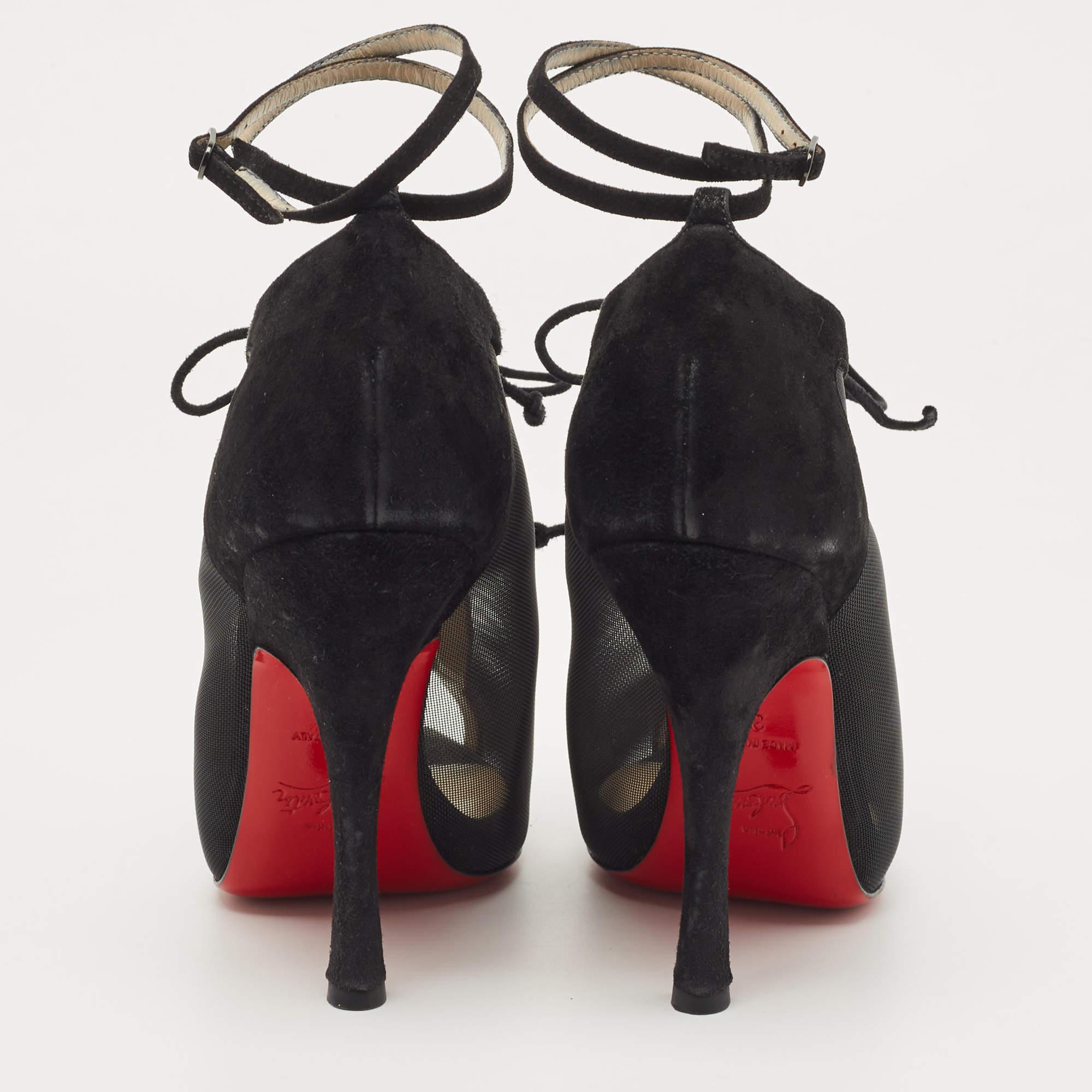 Christian Louboutin Bottines Abbesses noires en maille et daim, taille 36 Pour femmes en vente