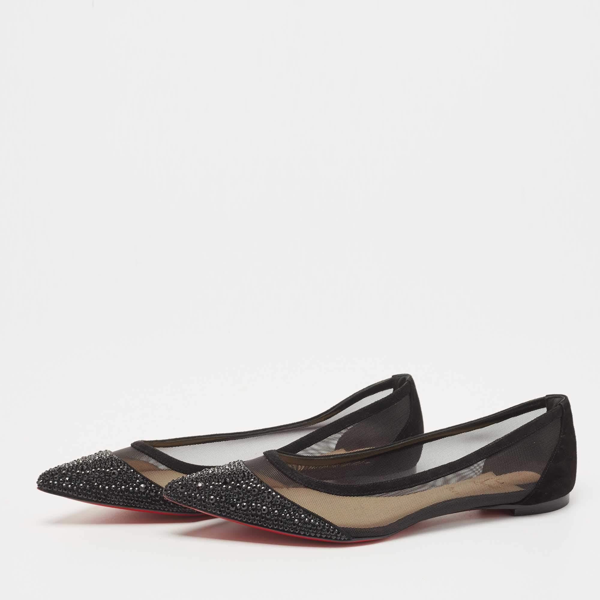 Complete your look by adding these designer ballet flats to your lovely wardrobe. They are crafted skilfully to grant the perfect fit and style.

Includes: Original Dustbag