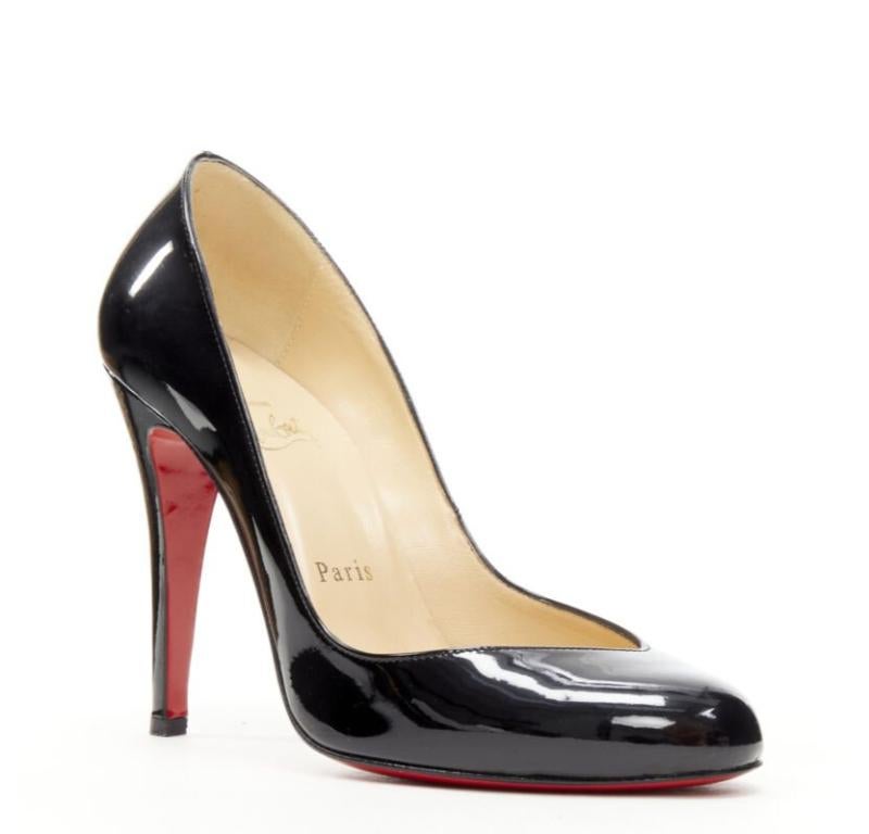 CHRISTIAN LOUBOUTIN zapato de charol negro con punta de almendra y empeine angular EU38
Referencia: TGAS/C01094
Marca: Christian Louboutin
Material: Charol
Color: Negro
Patrón: Sólido
Forro:  Piel
Detalles adicionales: Vainilla profunda de corte