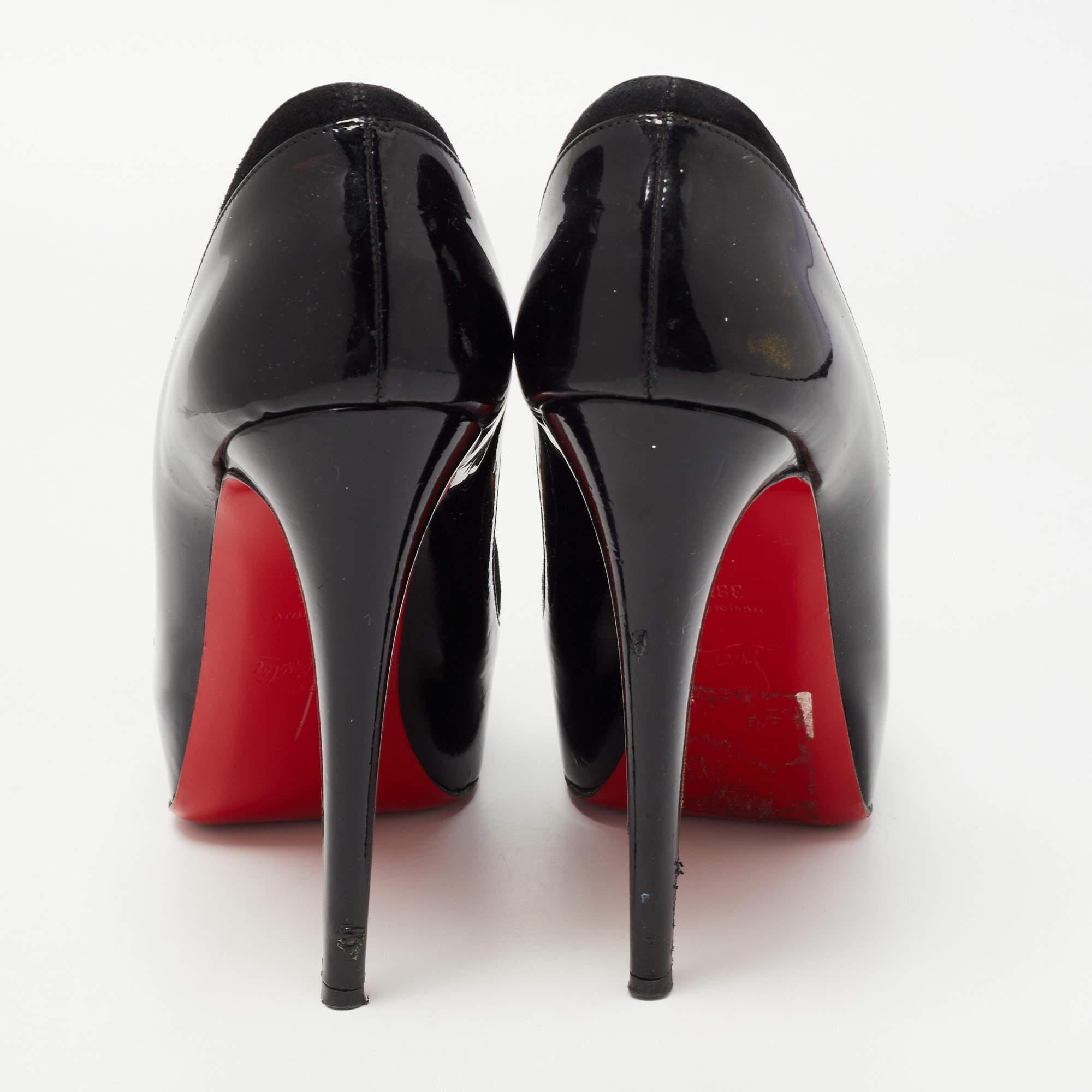 Christian Louboutin Black Patent and Suede Asteroid Pumps Size 38.5 In Good Condition For Sale In Dubai, Al Qouz 2