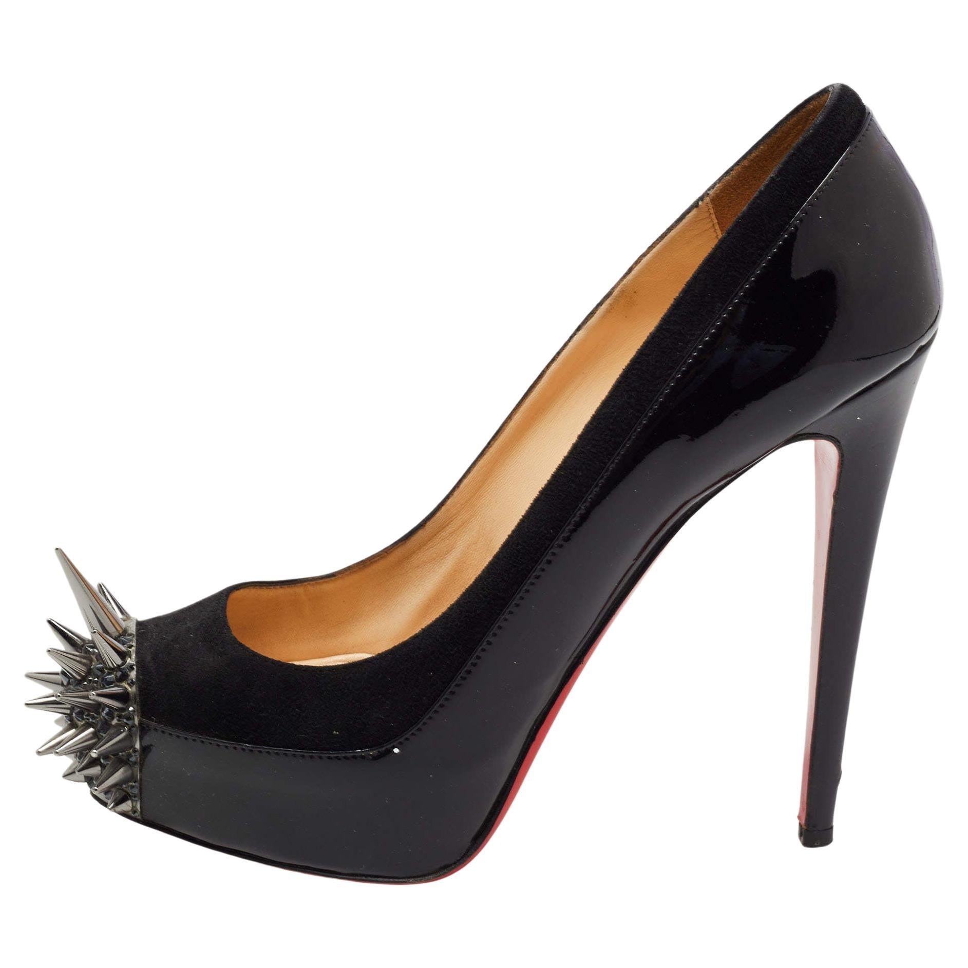 Christian Louboutin Black Patent and Suede Asteroid Pumps Size 38.5 For Sale