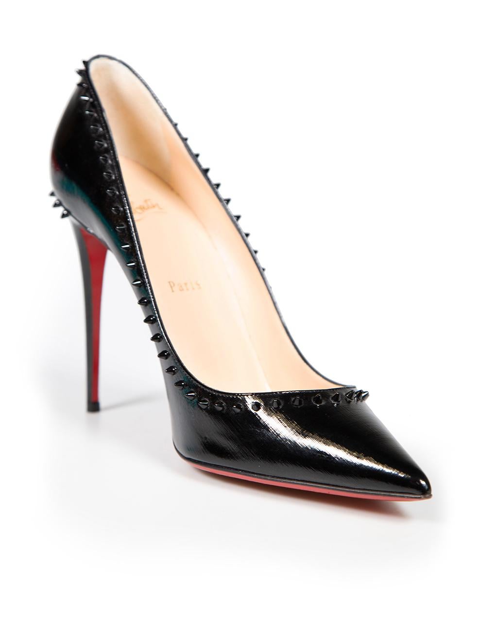 CONDITION is Very good. Minimal wear to heels is evident. Minimal wear to soles and scratches to the patent leather at the inside edge of heel on this used Christian Louboutin designer resale item. This item comes with original dust bag.
 
 
 
