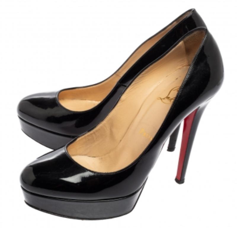 Christian Louboutin Black Patent Bianca Platform Pumps Size 38.5 In Fair Condition For Sale In Dubai, Al Qouz 2
