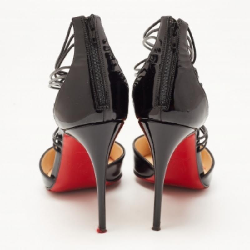 De las mujeres Christian Louboutin Negro Charol  Sandalias Confusa Talla 36 en venta
