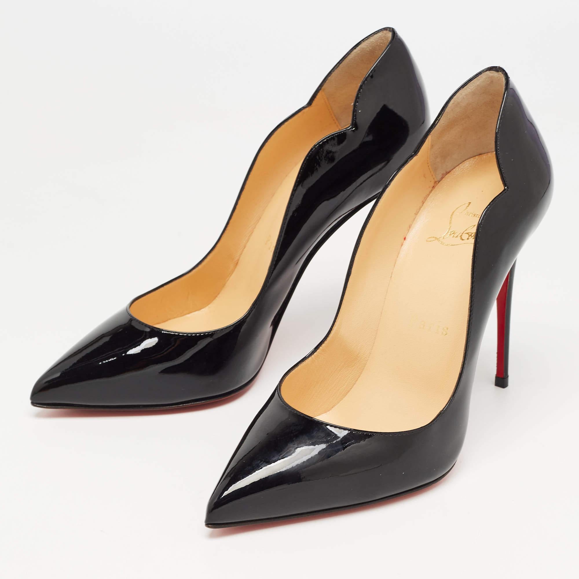These Hot Chick pumps from Christian Louboutin are meant to be a loved choice. Wonderfully crafted and balanced on sleek heels, the pumps will lift your feet in a stunning silhouette.

