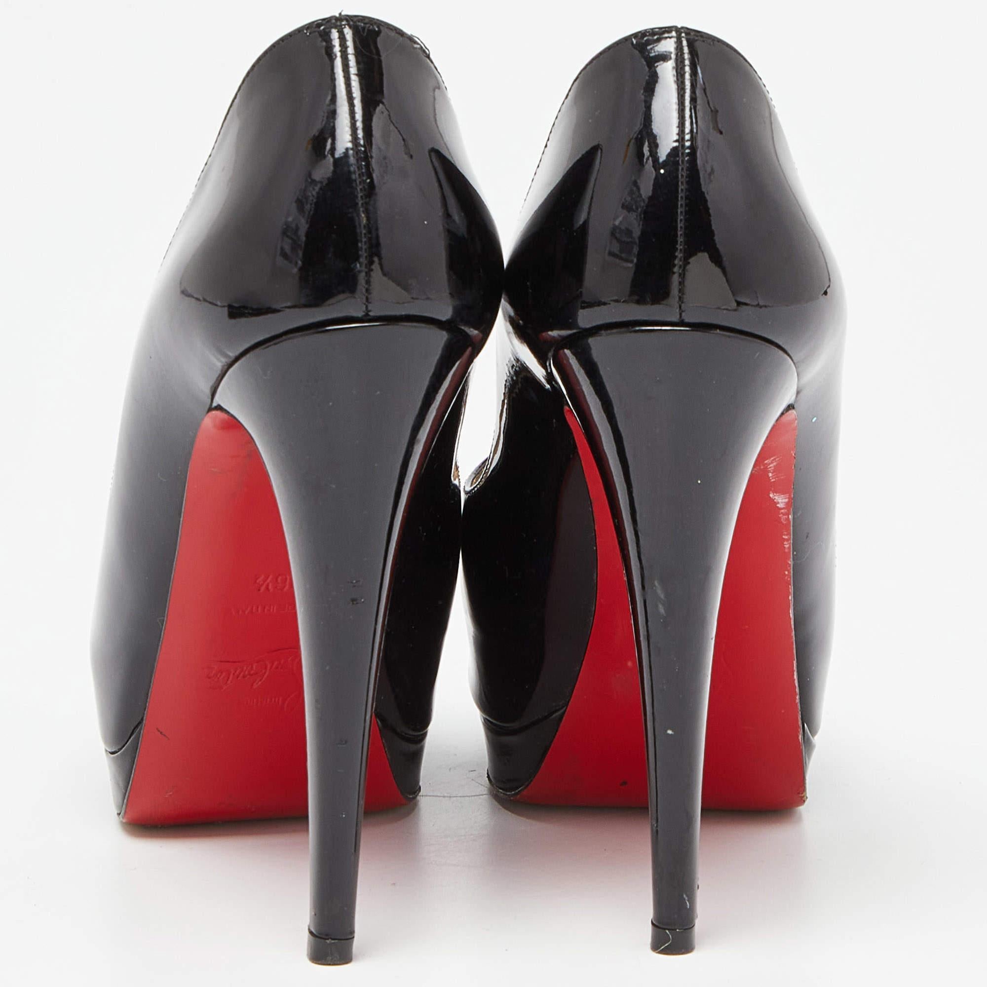 Christian Louboutin Schwarze Altadama Pumps aus Lackleder Größe 36.5 im Angebot 1