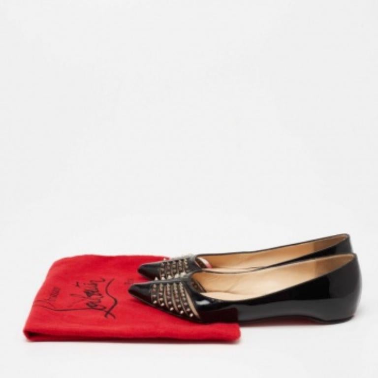 Christian Louboutin Bareta Ballet Flats en cuir verni noir Taille 35 en vente 4